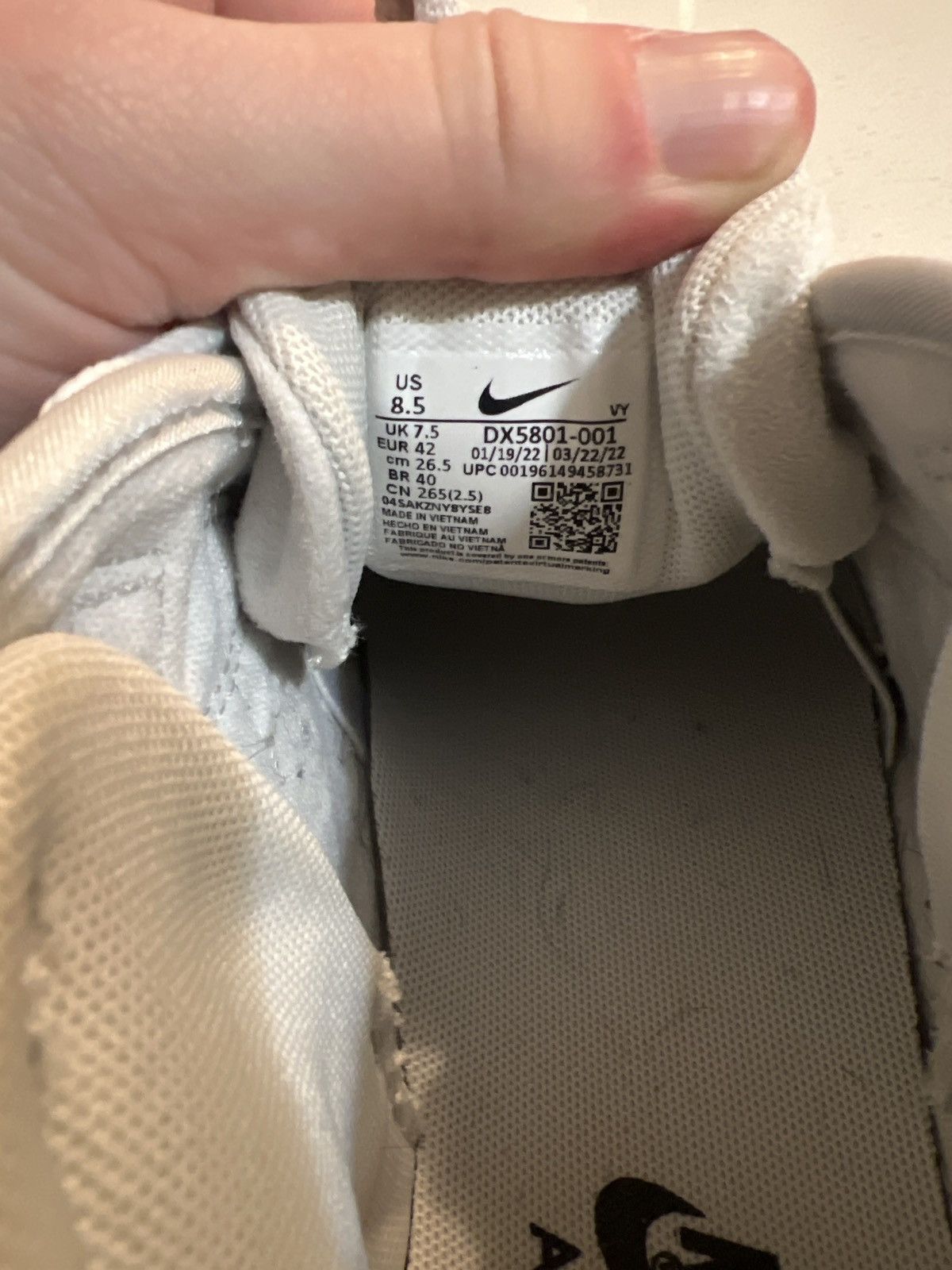 Nike Nike Air Penny 1 Photon Dust Size US 8.5 / EU 41-42 - 4 Thumbnail