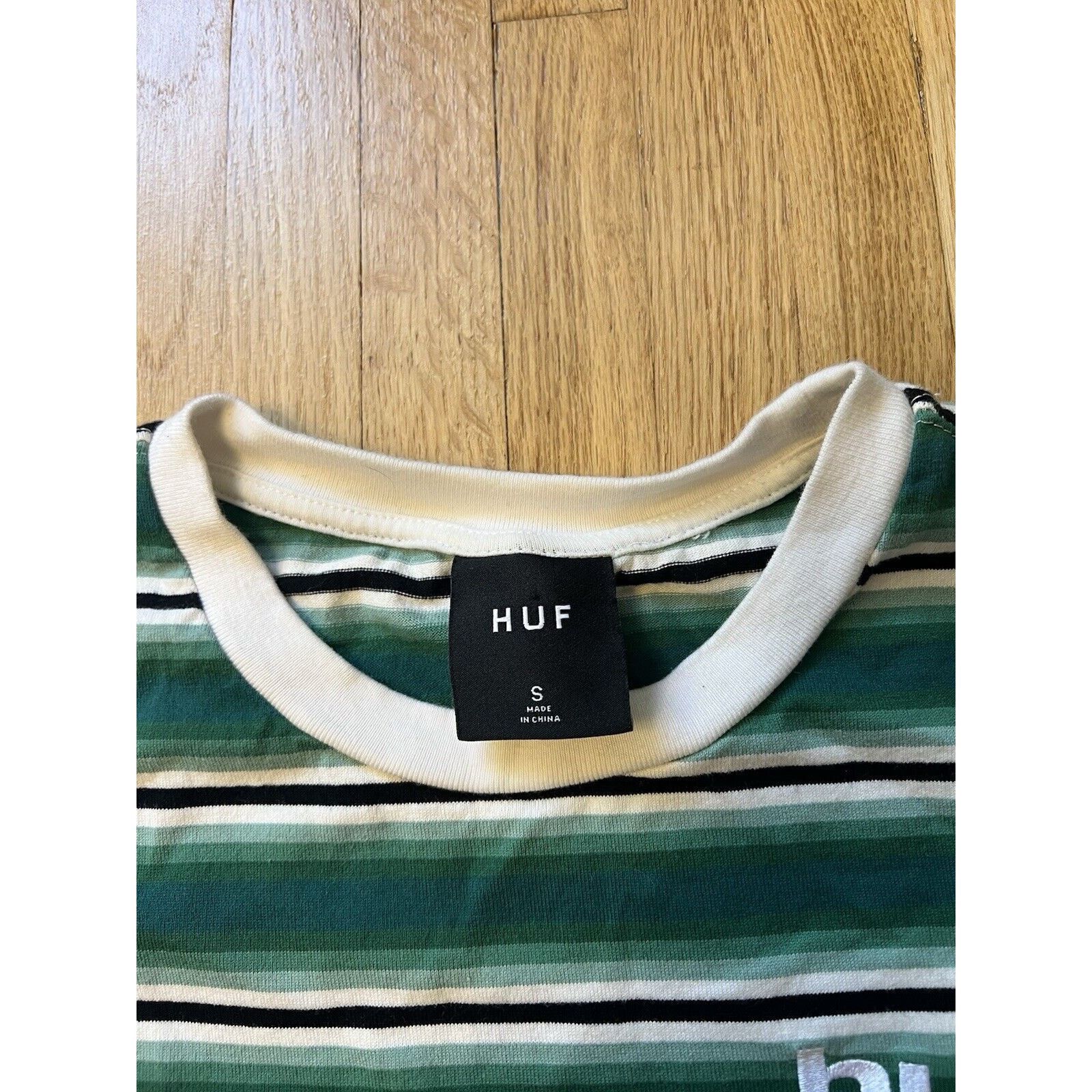 Huf HUF Stripped Short Sleeve Green T Shirt Size Men’s Small Size US S / EU 44-46 / 1 - 3 Thumbnail