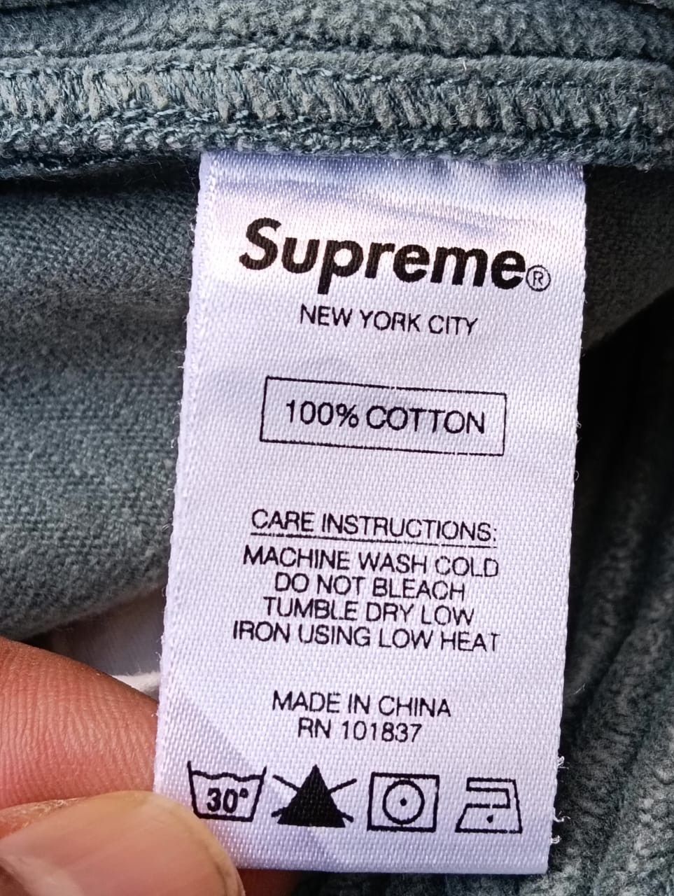 Supreme Supreme corduroy shorts. Size US 34 / EU 50 - 6 Thumbnail