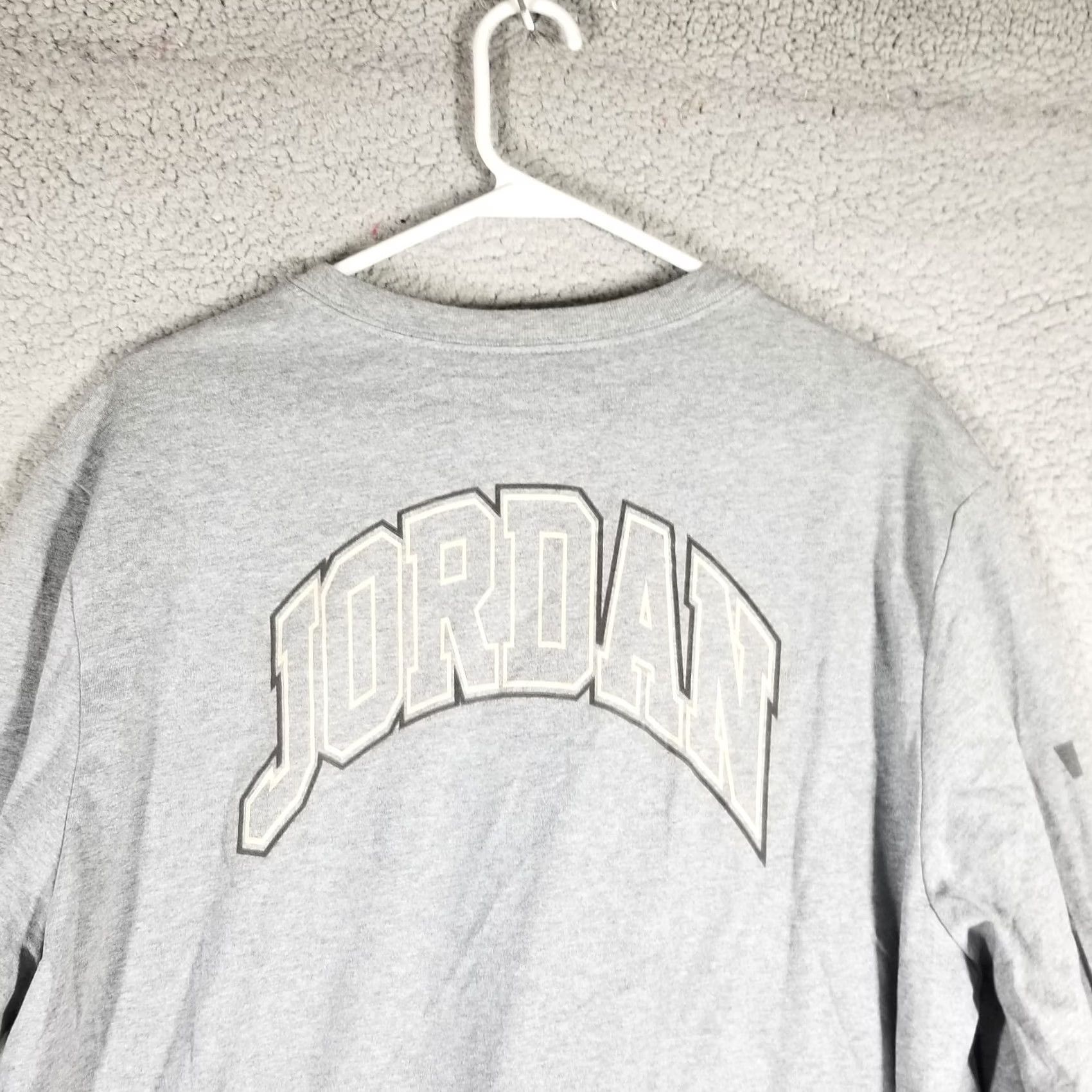 Nike Nike MJ Long Sleeve Crew Shirt Men XL Gray Logo 85 Jumpman 100% Cotton Standard Fit DV1465-091 Size US XL / EU 56 / 4 - 3 Thumbnail