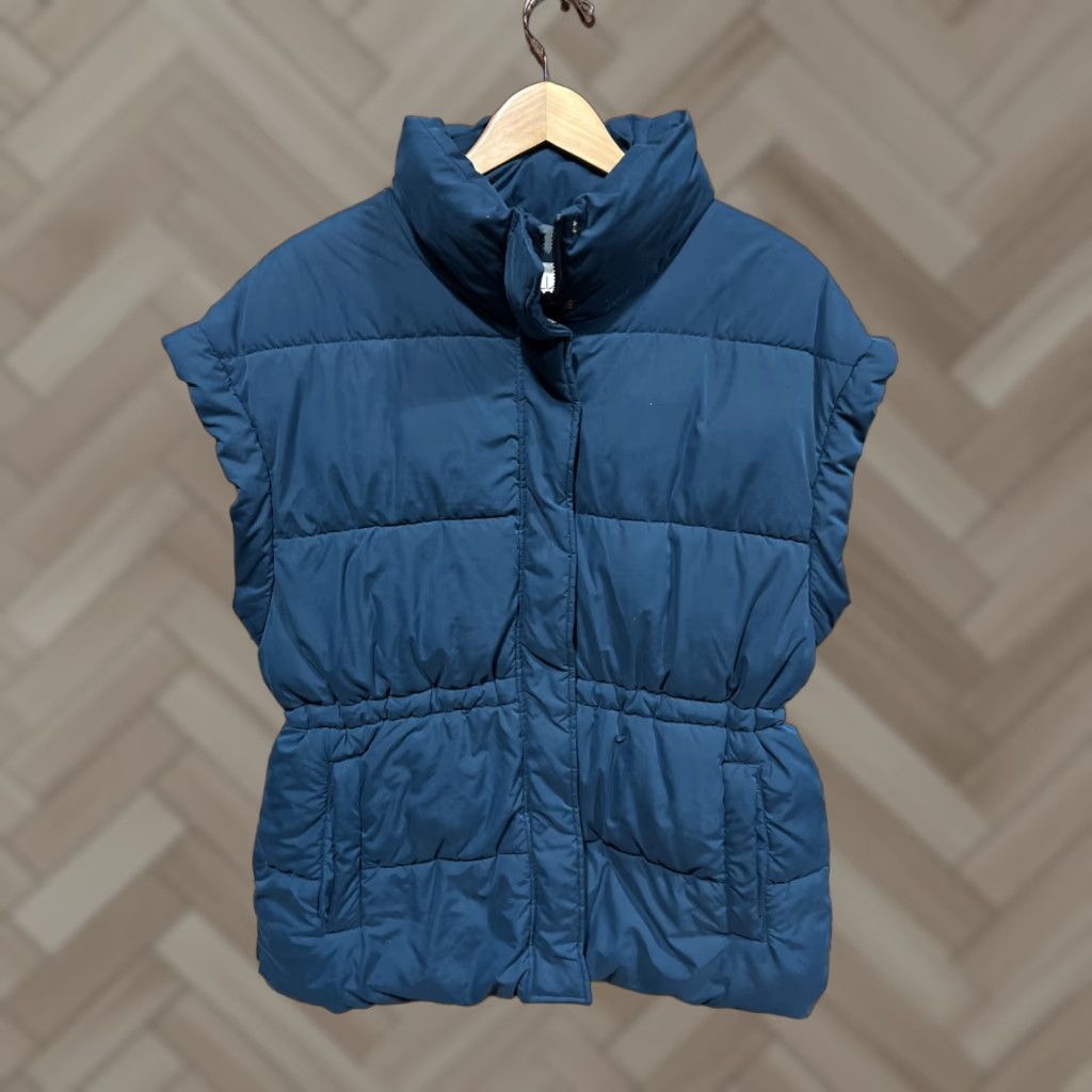 Vintage CALIA by Carrie Underwood Puffer Vest Women's S/M Green Vest Puffer CALIA Women 22” Pit to Pit 28” Length Size S / US 4 / IT 40 - 1 Thumbnail