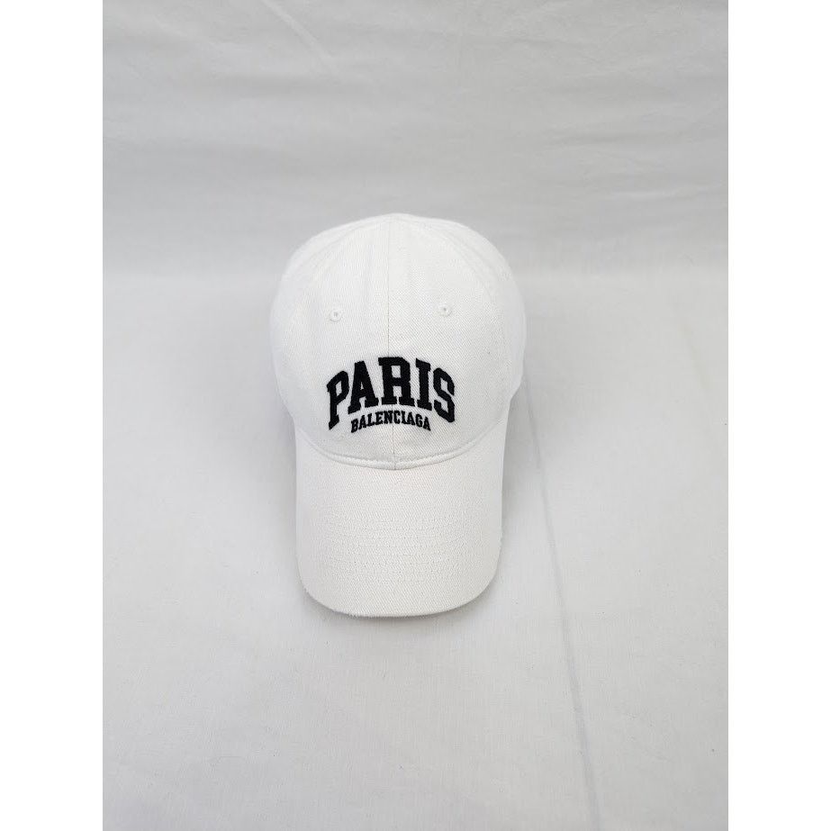 Balenciaga o1rshd1 Q:2 / Size: S / Hat / Cap in White Size ONE SIZE - 1 Thumbnail