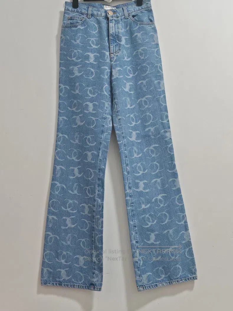 Chanel Chanel 23N straight full logo sequin jeans Size 25" / US 0 / IT 36 - 1 Thumbnail