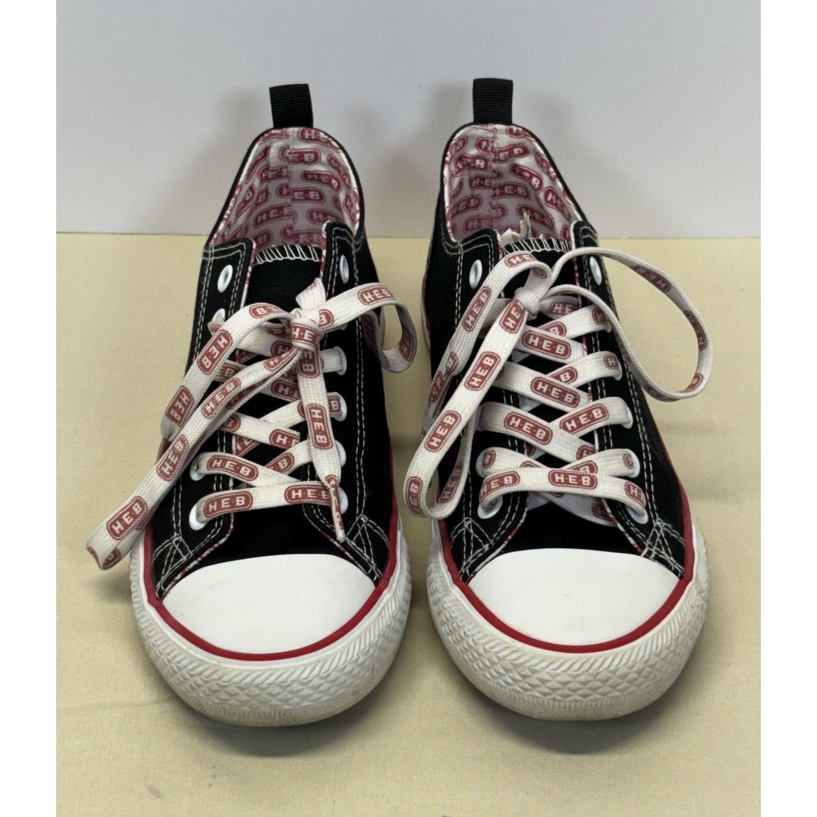 The Unbranded Brand HEB Brand Shop Women’s Shoes Size 7W Black Canvas Low Top Size US 7 / IT 37 - 1 Thumbnail