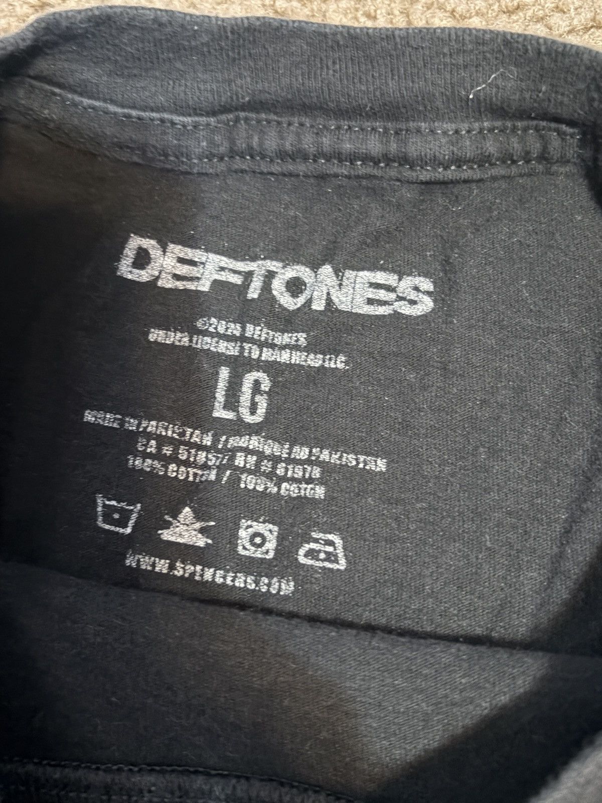 Other Deftones Skull Roses Shirt Size Large Black Short Sleeve Size US L / EU 52-54 / 3 - 5 Thumbnail
