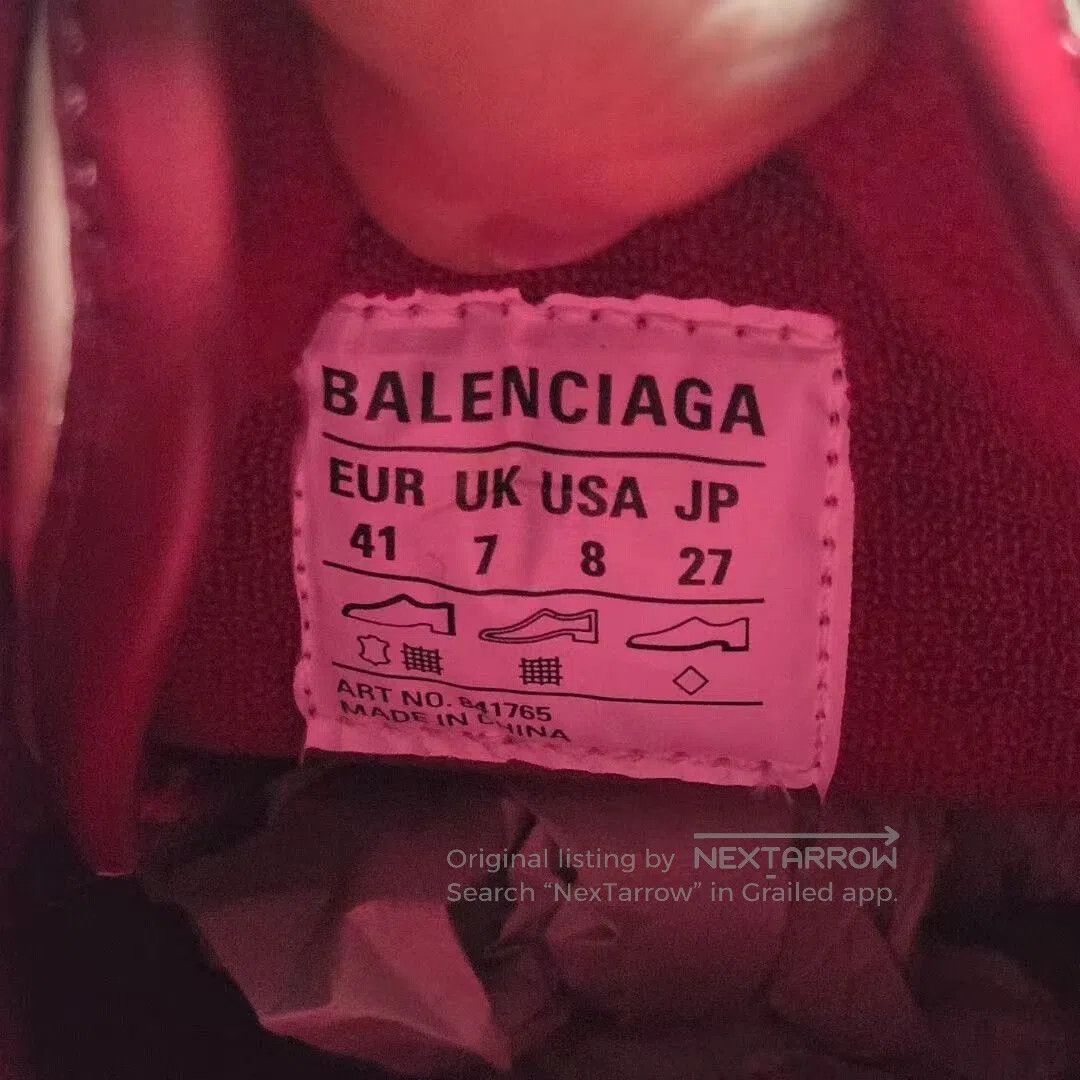 balenciaga hamptons white and red sneakers.