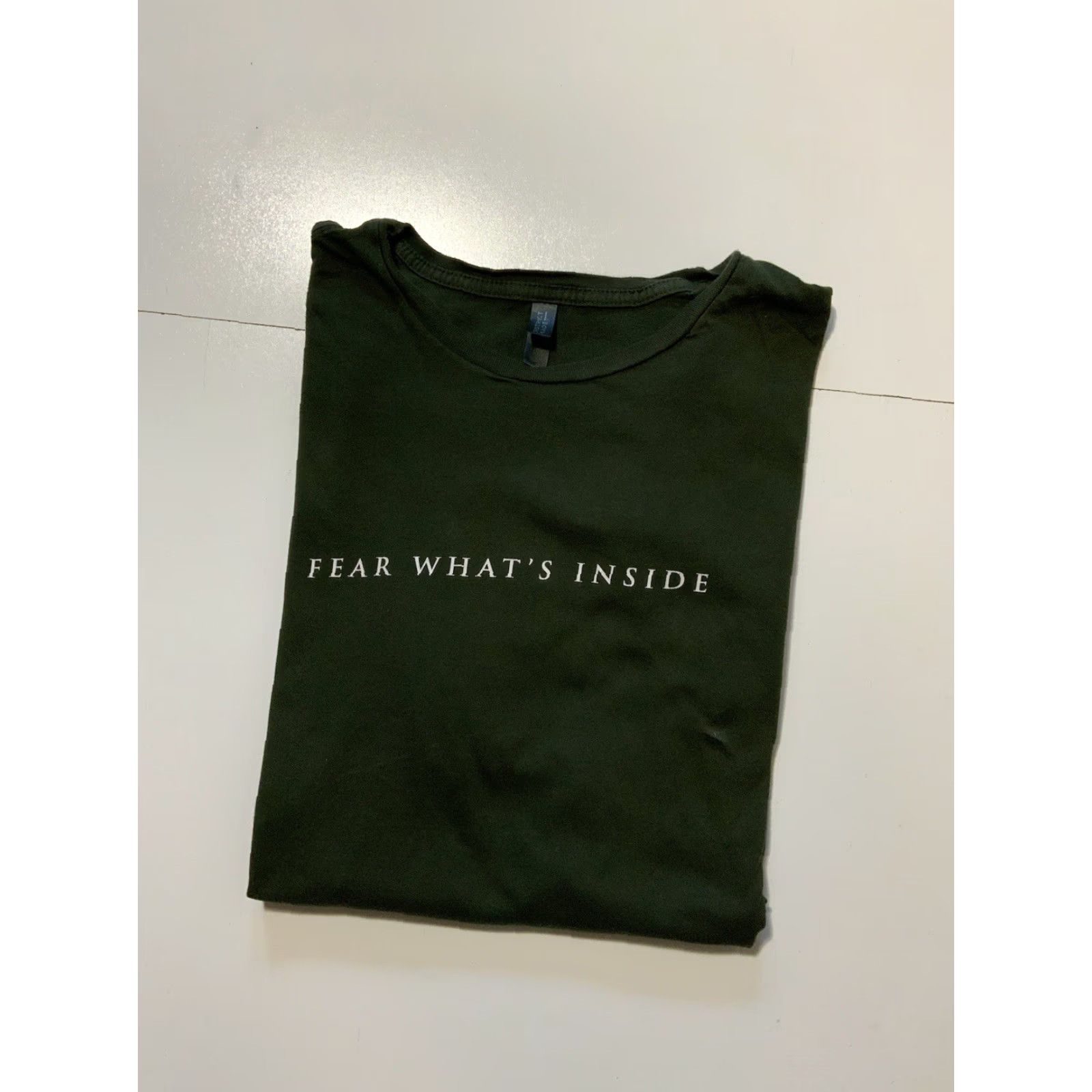 Vintage VINTAGE Annihilation Fear What’s Inside Sci Fi Horror Movie Film Promo Graphic T-Shirt XL Green Mens District Threads Shirt Size US XL / EU 56 / 4 - 2 Thumbnail
