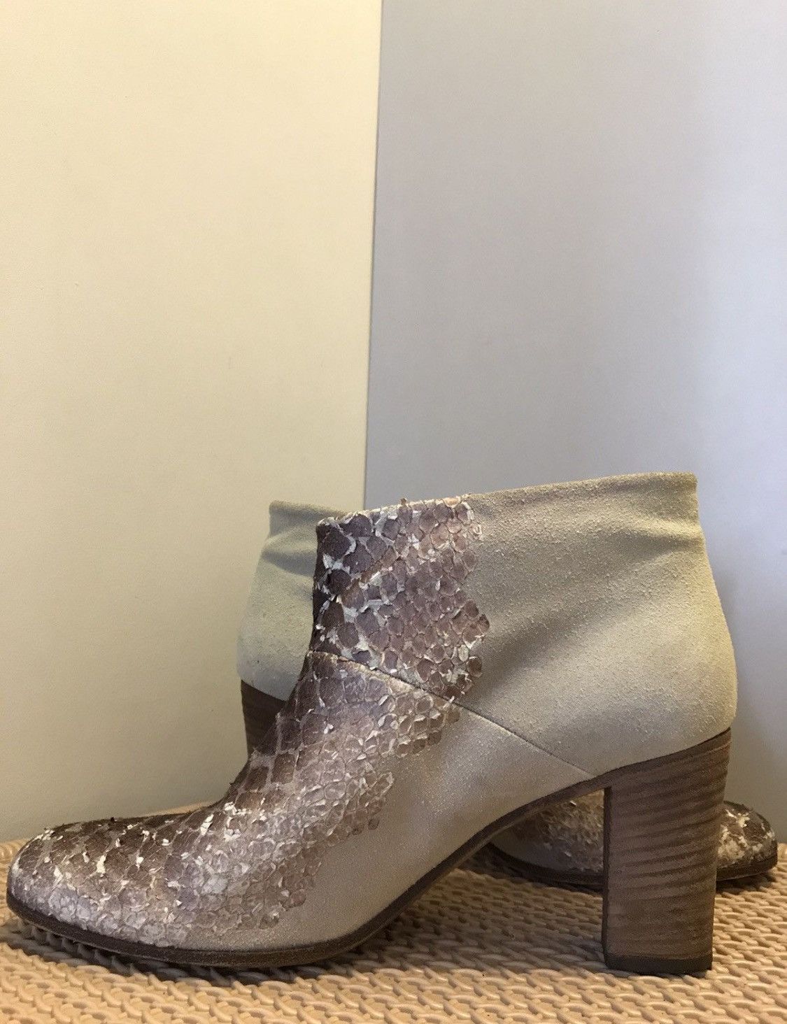 Maison Margiela Maison Margiela Snake Skin Print Heel Booties Size US 9.5 / IT 39.5 - 4 Thumbnail