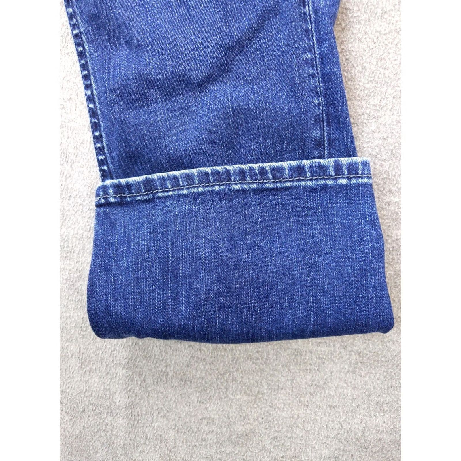 Silver Jeans Co. Silver Jeans Co Suki Capri Jeans Womens 28 Blue Dark Wash Mid Rise Stretch Denim Capris Jeans Womens Boys? Size 28" / US 6 / IT 42 - 2 Thumbnail