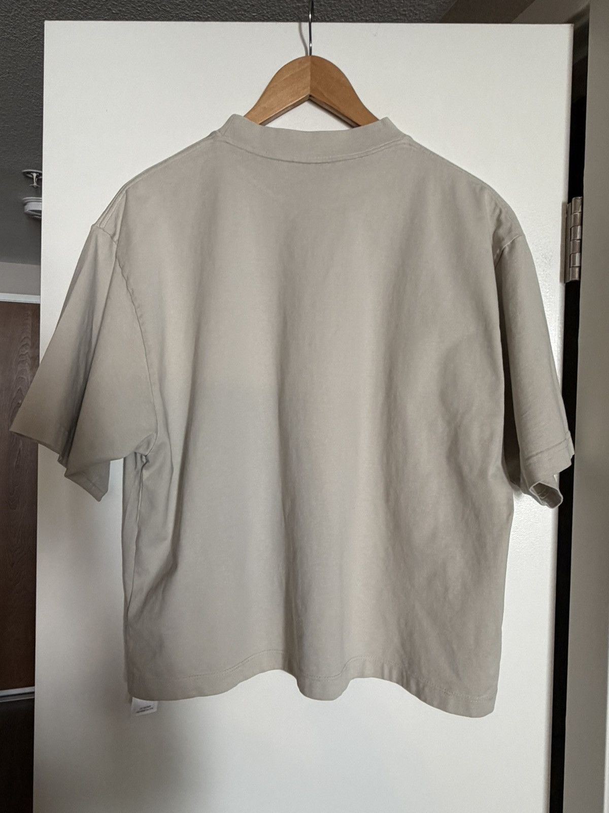 Balenciaga Paris City oversized T-shirt CROPPED fits like S Size US XS / EU 42 / 0 - 2 Thumbnail