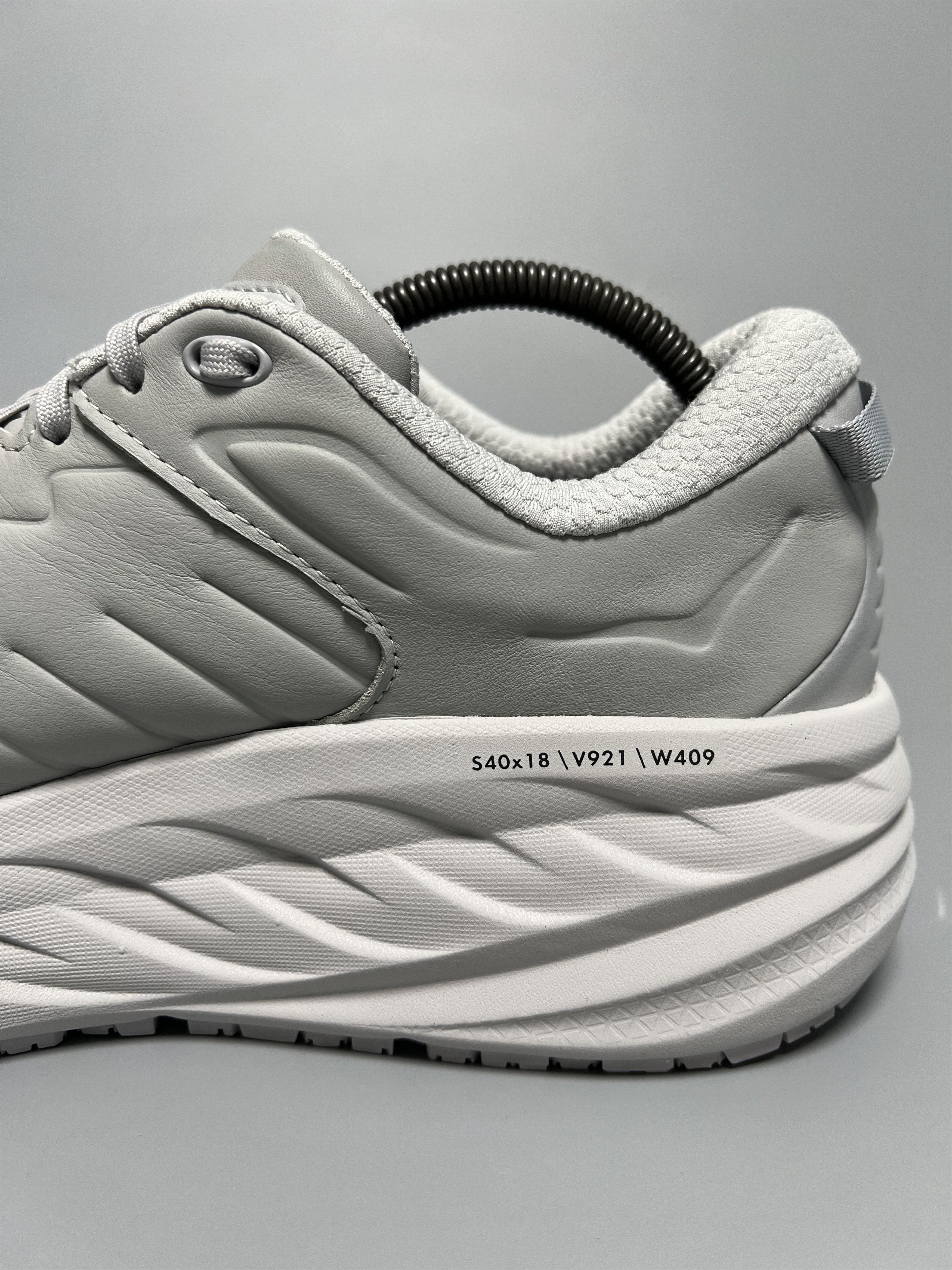 Hoka × Leather 11.5 EE Hoka One One Bondi SR Wide Running Shoes Walking Size US 11.5 / EU 44-45 - 11 Thumbnail