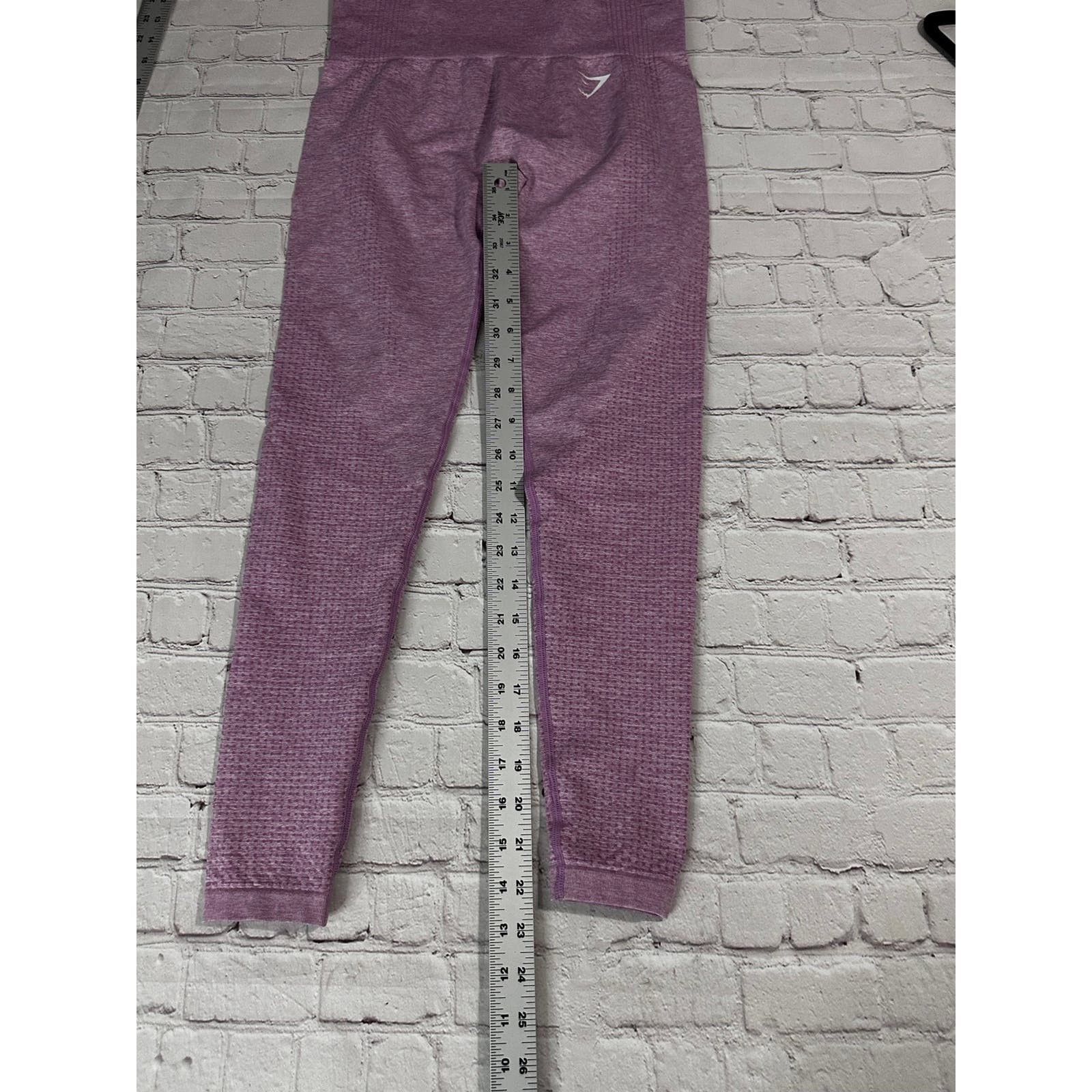 Gymshark Gymshark leggings size small Size 27" / US 4 / IT 40 - 6 Thumbnail