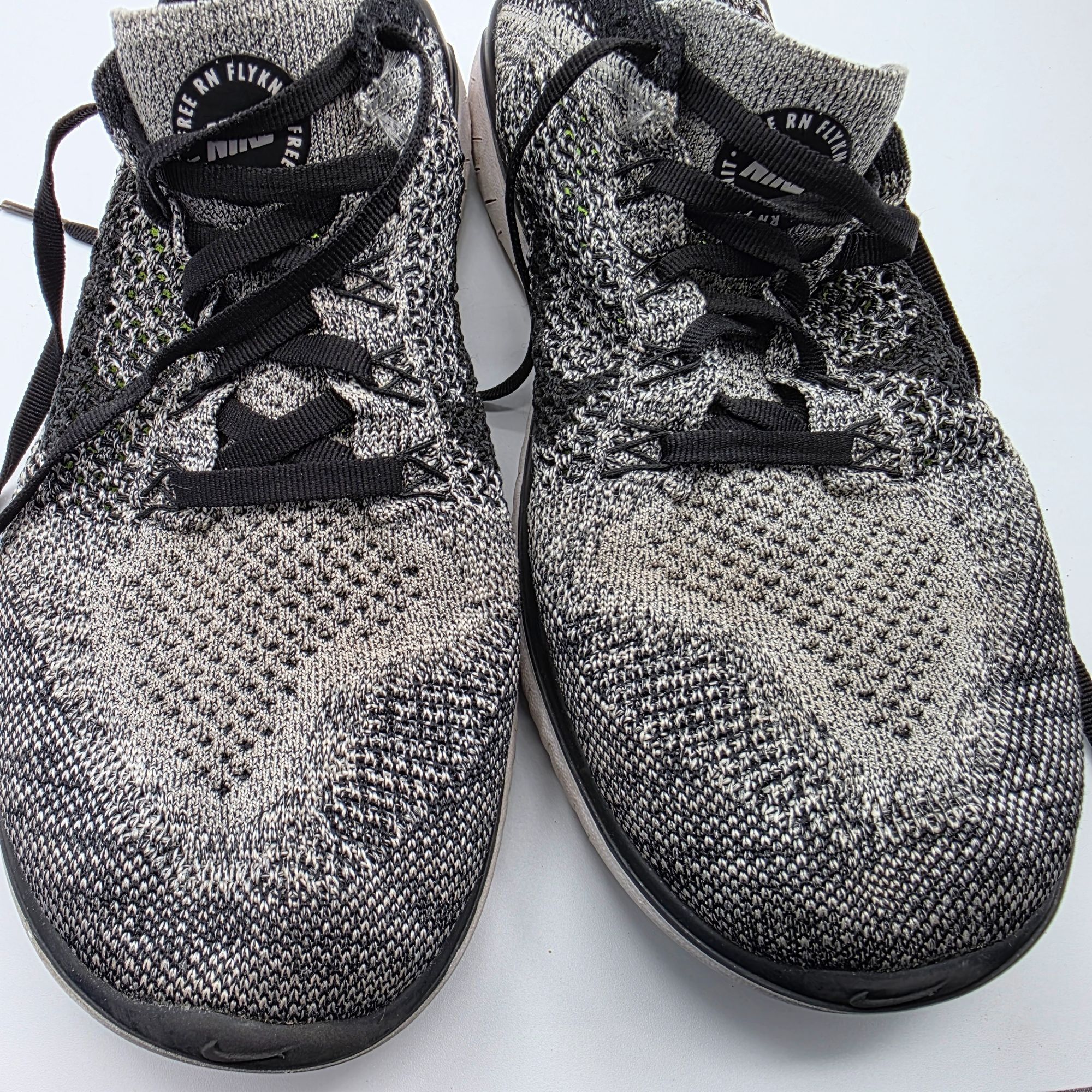 Nike Nike Free RN Flyknit Womens Size 9.5 Black Oreo Running Shoe Size US 9.5 / IT 39.5 - 10 Thumbnail