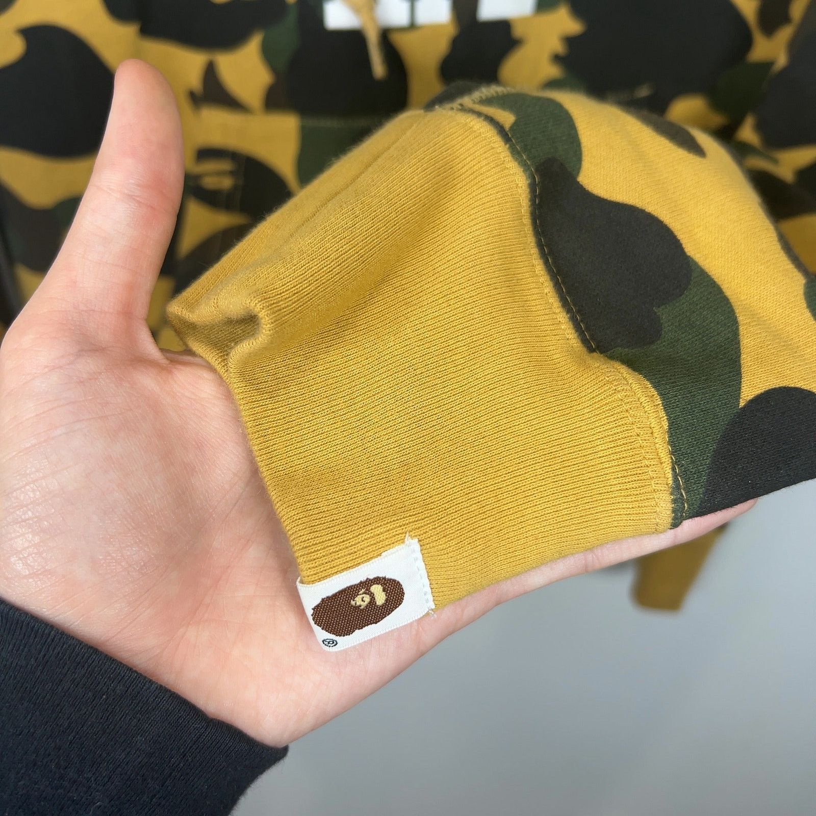 Bape Bape Camo Logo Hoodie Size US S / EU 44-46 / 1 - 5 Thumbnail