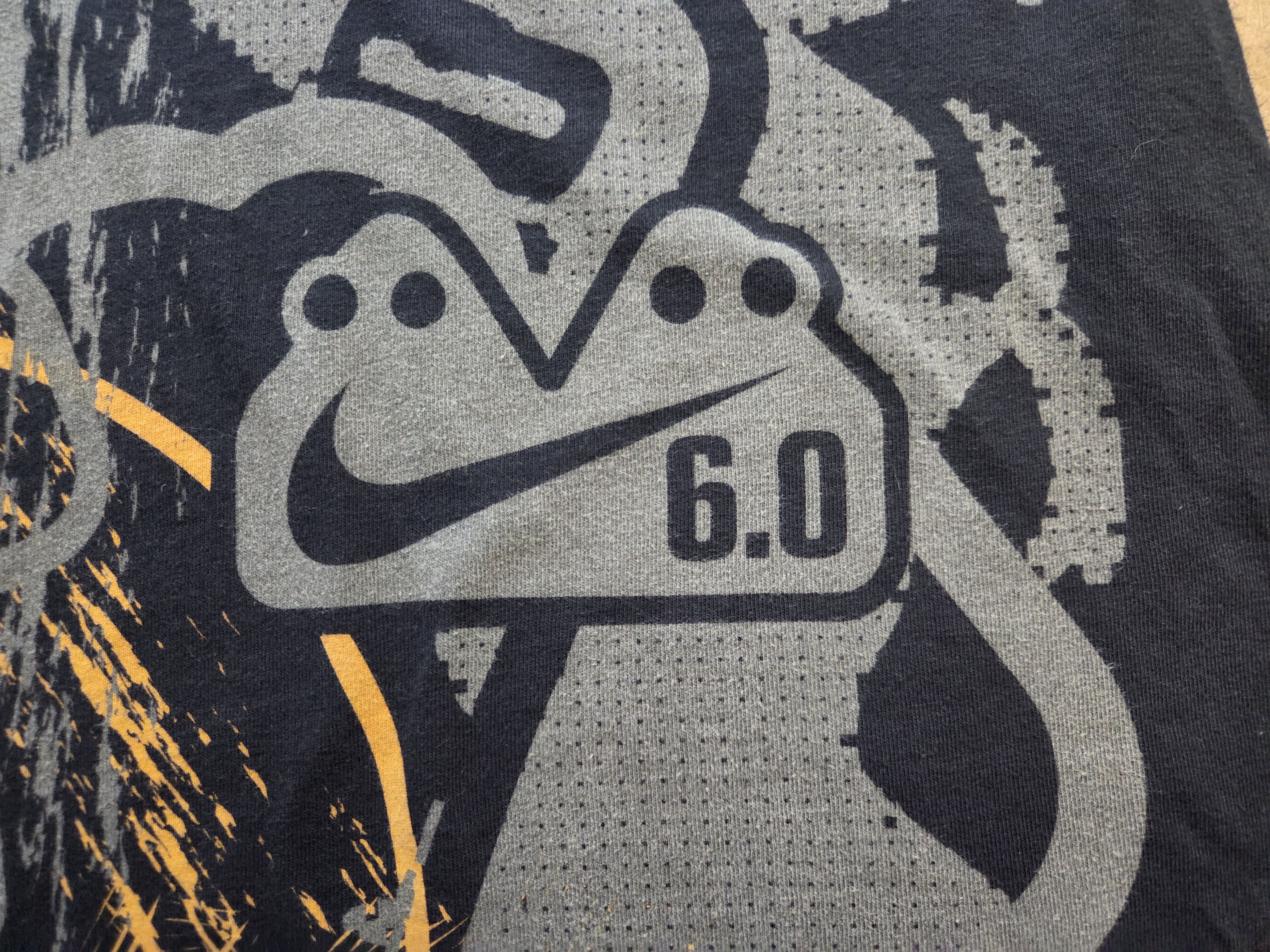Nike Nike 6.0 Logo collage Tshirt Sz XL Size US XL / EU 56 / 4 - 2 Thumbnail
