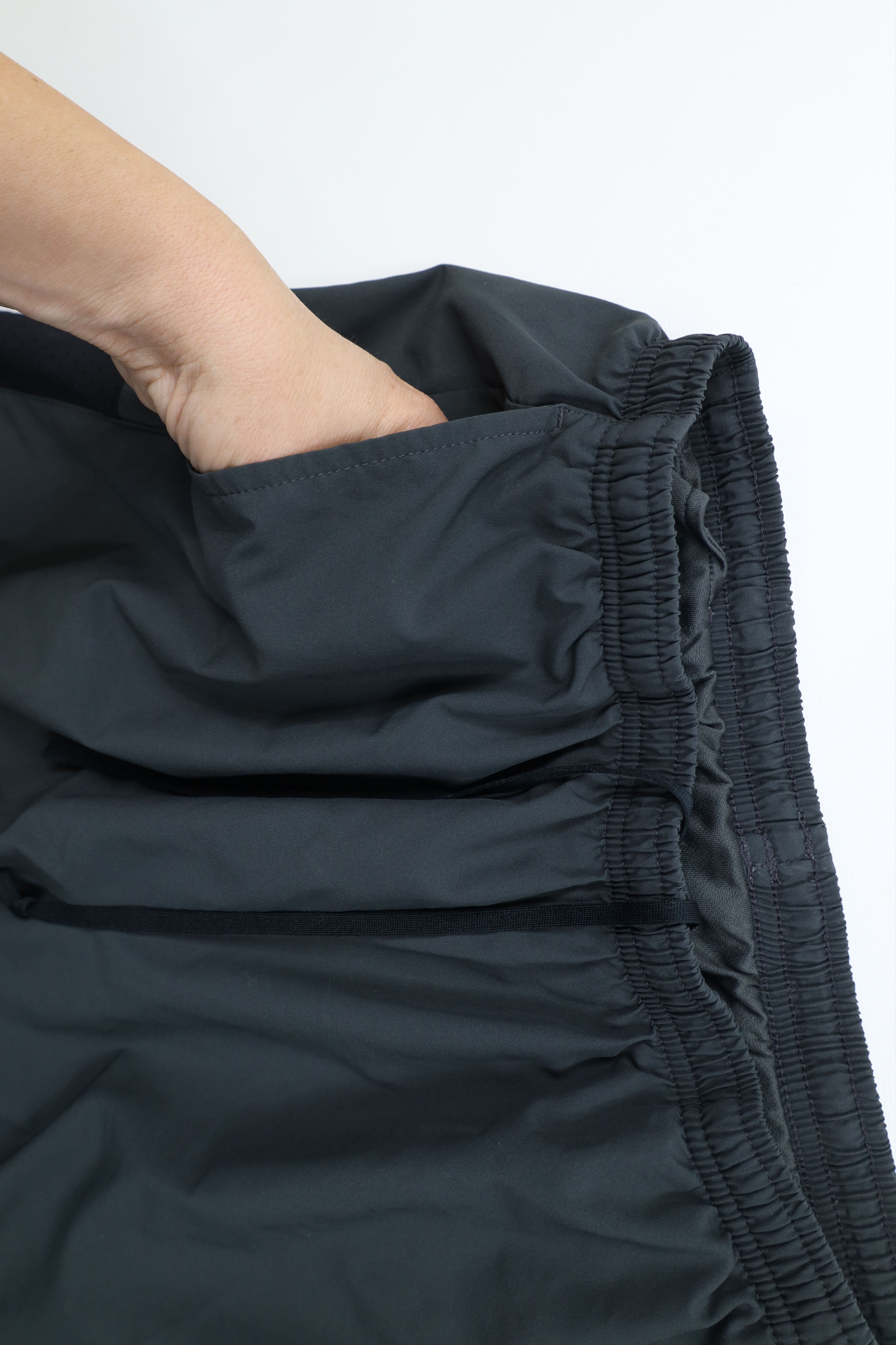 Nike × Vintage Vintage Nike Big Swoosh Lined Running Jogging Gym Shorts Size US 32 / EU 48 - 6 Thumbnail