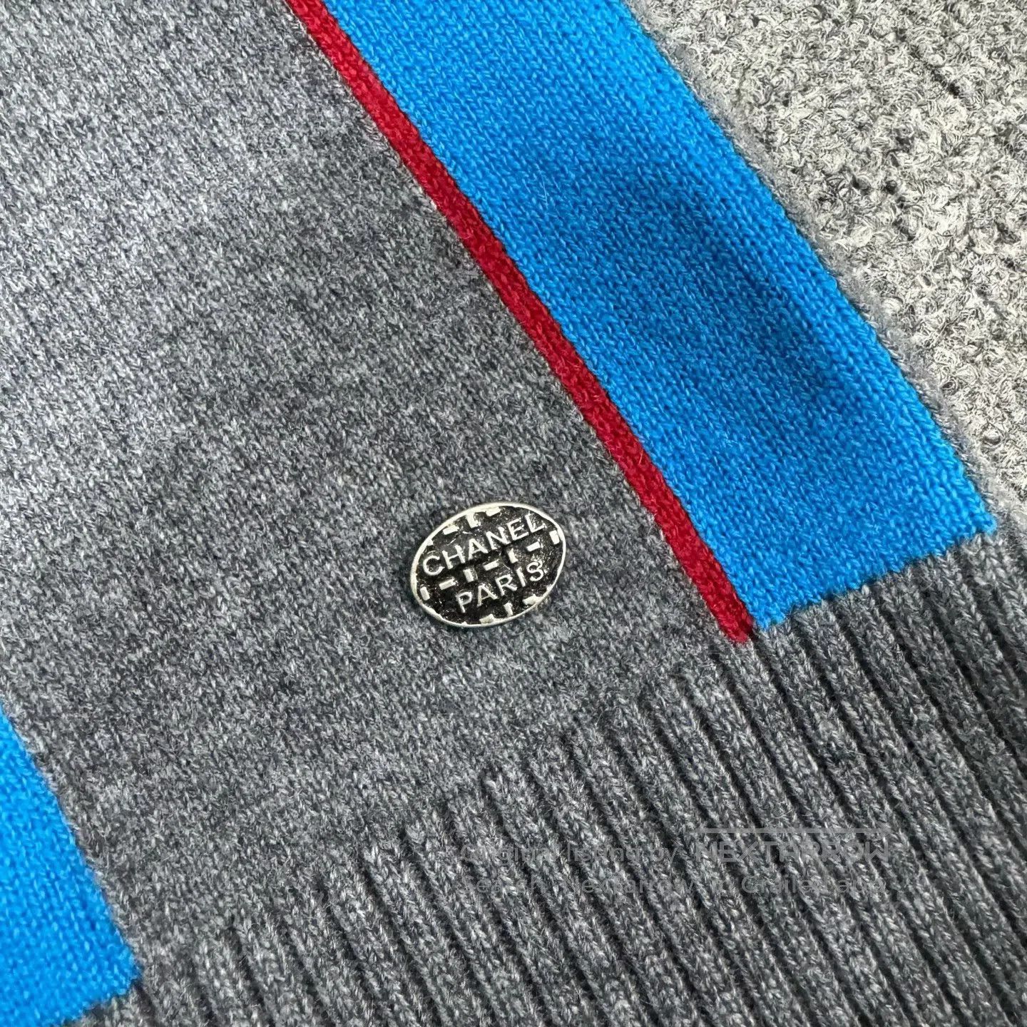 Chanel Chanel Metal logo, high-neck half-sleeve sweater| Size L / US 10 / IT 46 - 4 Thumbnail