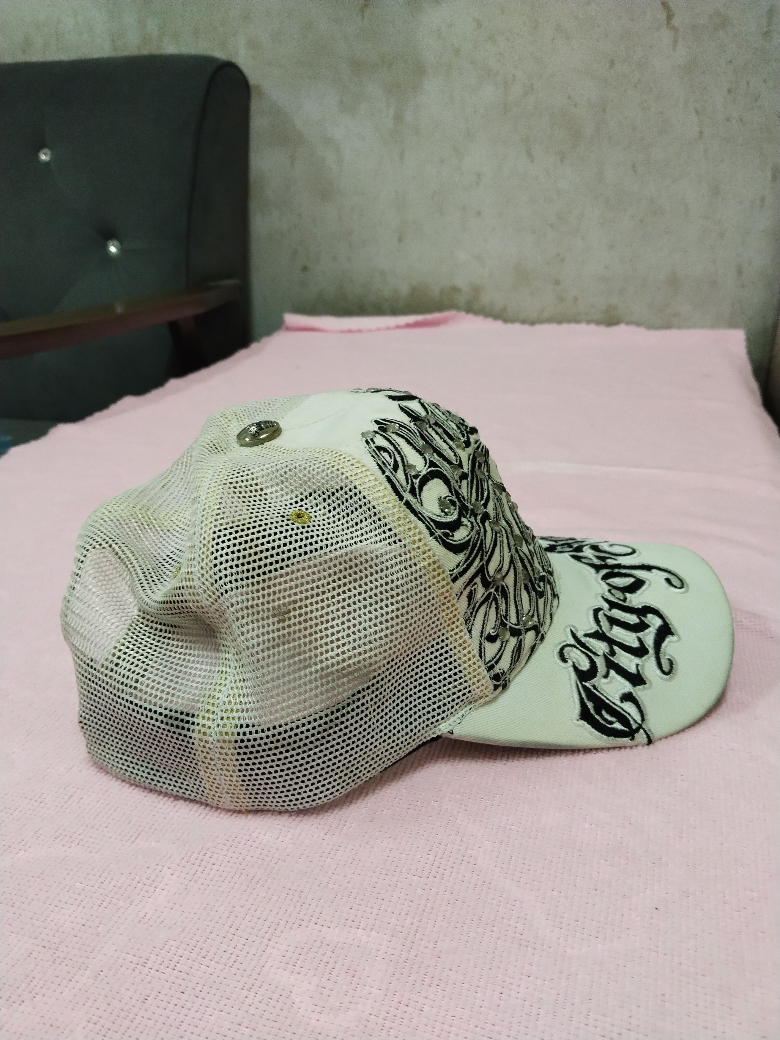 Christian Audigier CITY OF ANGELS CHRISTIAN AUDIGER TRUCKER HAT Size ONE SIZE - 4 Thumbnail