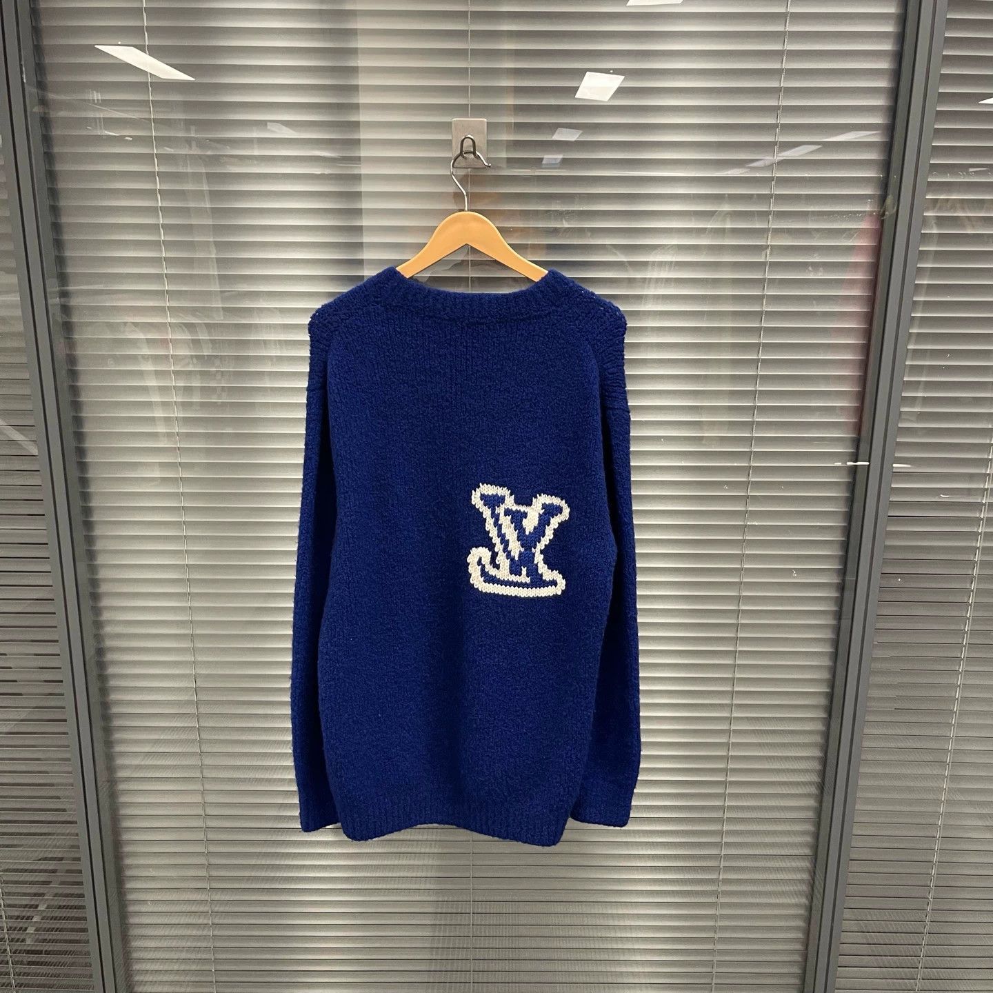 Louis Vuitton LV Teddy Knit Sweater Blue L New Size US L / EU 52-54 / 3 - 2 Thumbnail