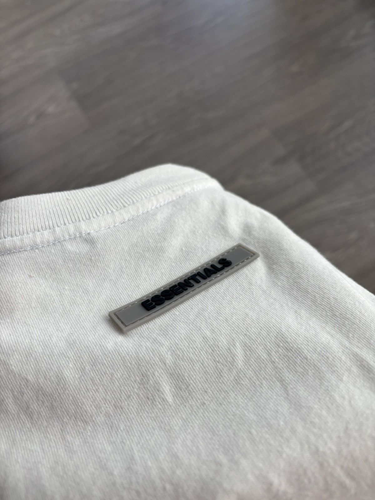 Essentials Essentials White Logo T-Shirt size M Size US M / EU 48-50 / 2 - 13 Thumbnail