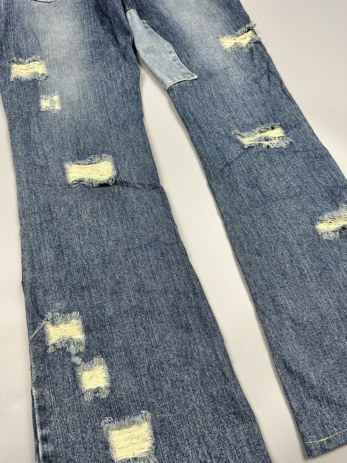 If Six Was Nine Distressed Dixie Asakura Co Ltd Flared Jeans Size US 28 / EU 44 - 10 Thumbnail