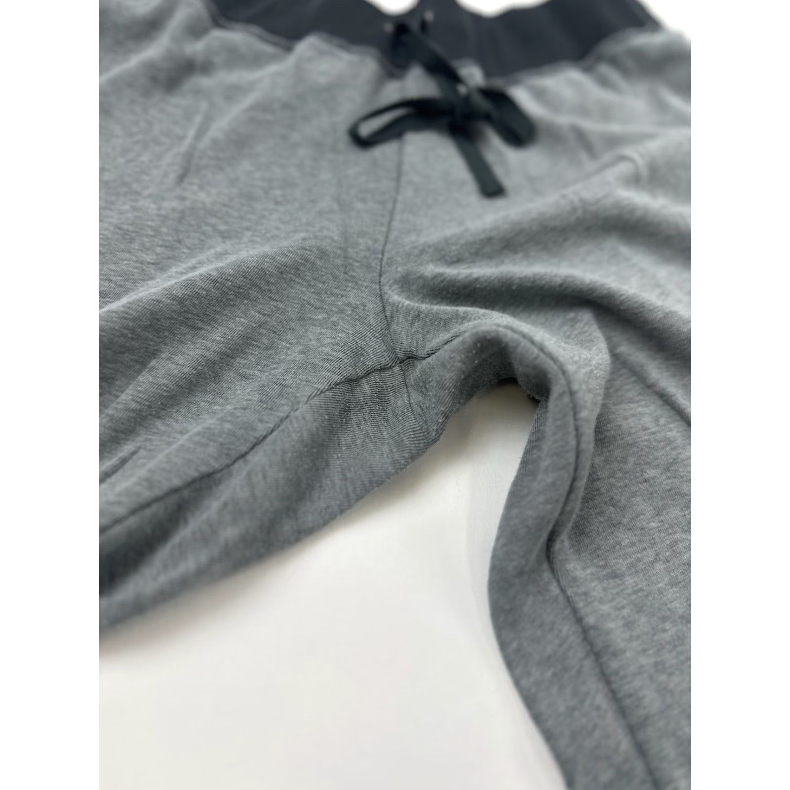 Vintage Columbia Sweatpants Women’s XL Gray Wide-Leg Pockets Athletic Activewear Size 40" / US 18 - 3 Thumbnail