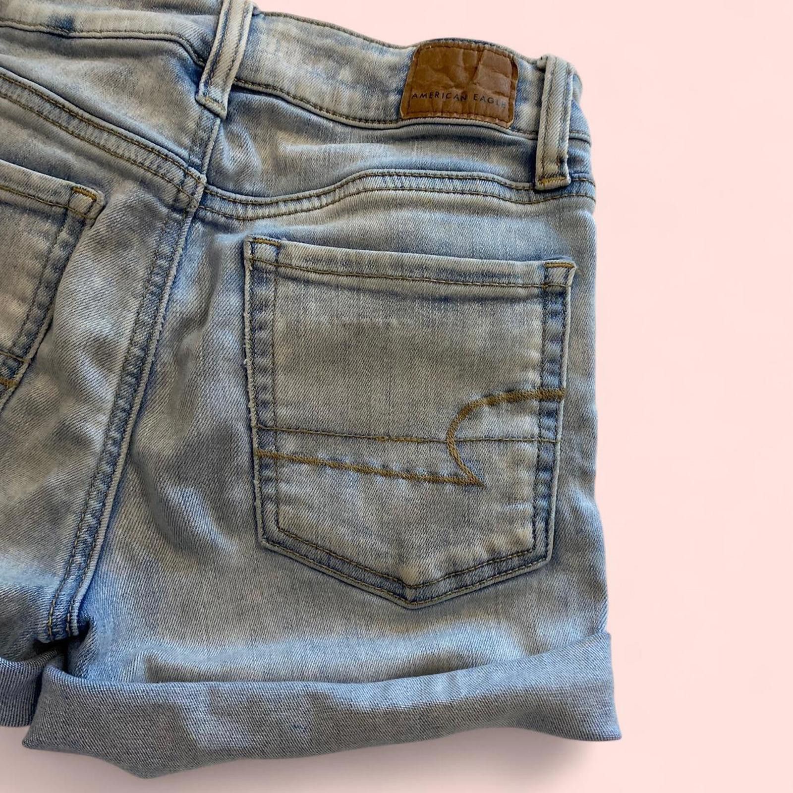 American Eagle Outfitters American Eagle mid-waisted blue denim shorts Size 25" / US 0 / IT 36 - 1 Thumbnail