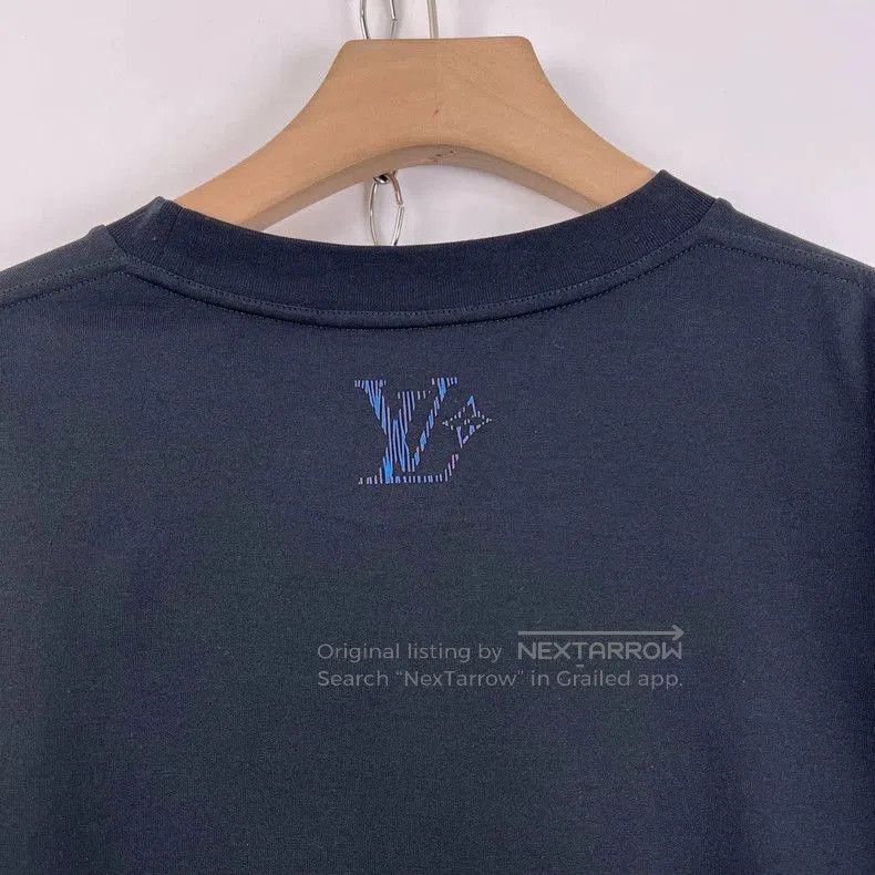 Louis Vuitton Louis Vuitton 25 Capsule Gradient Logo Tee. Size US XL / EU 56 / 4 - 7 Thumbnail