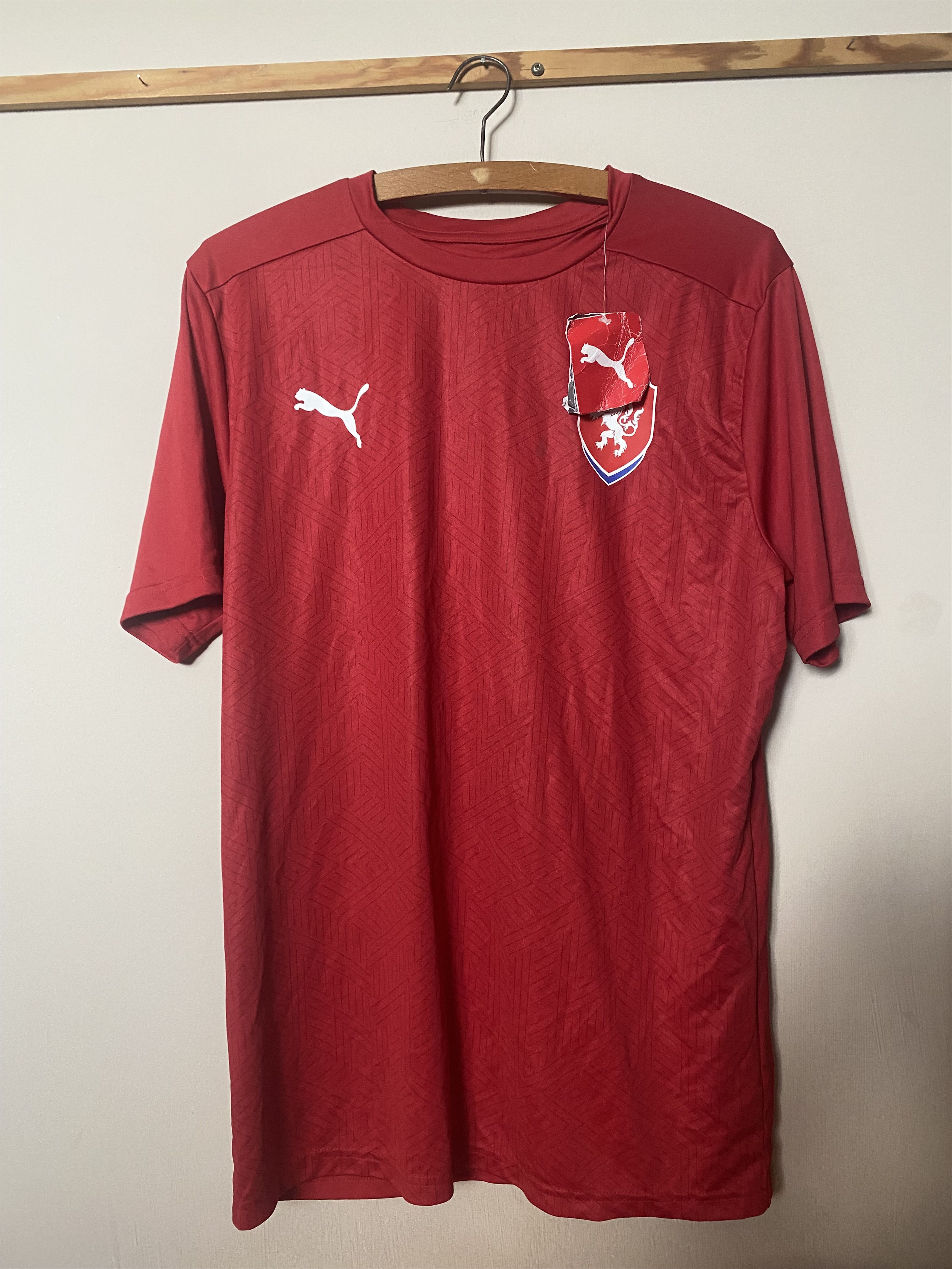 Puma CZECH REPUBLIC 2020 - 2022 Puma - M - NEW with tags - UNIQUE Size US M / EU 48-50 / 2 - 1 Thumbnail