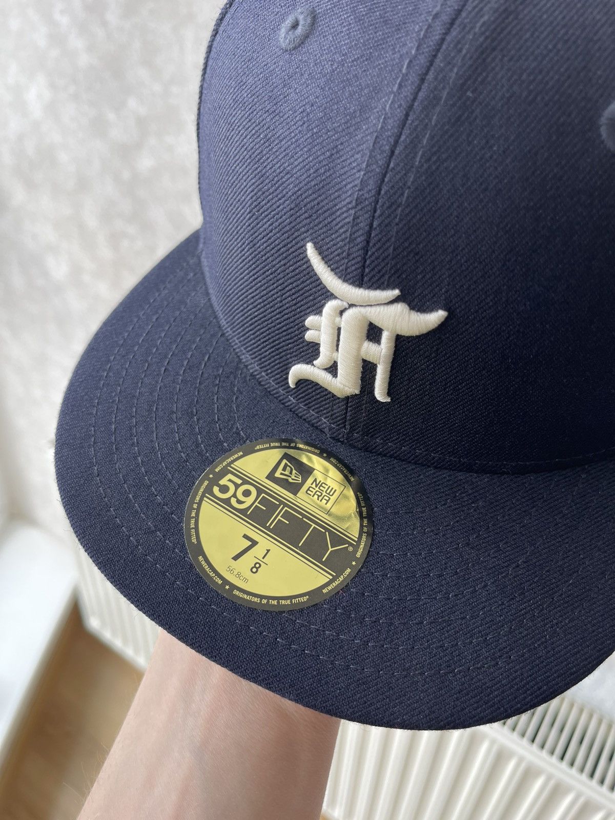 Essentials × New Era 7 1/8 New Era Fear of God Essentials Fitted Cap 59FIFTY Size ONE SIZE - 2 Thumbnail