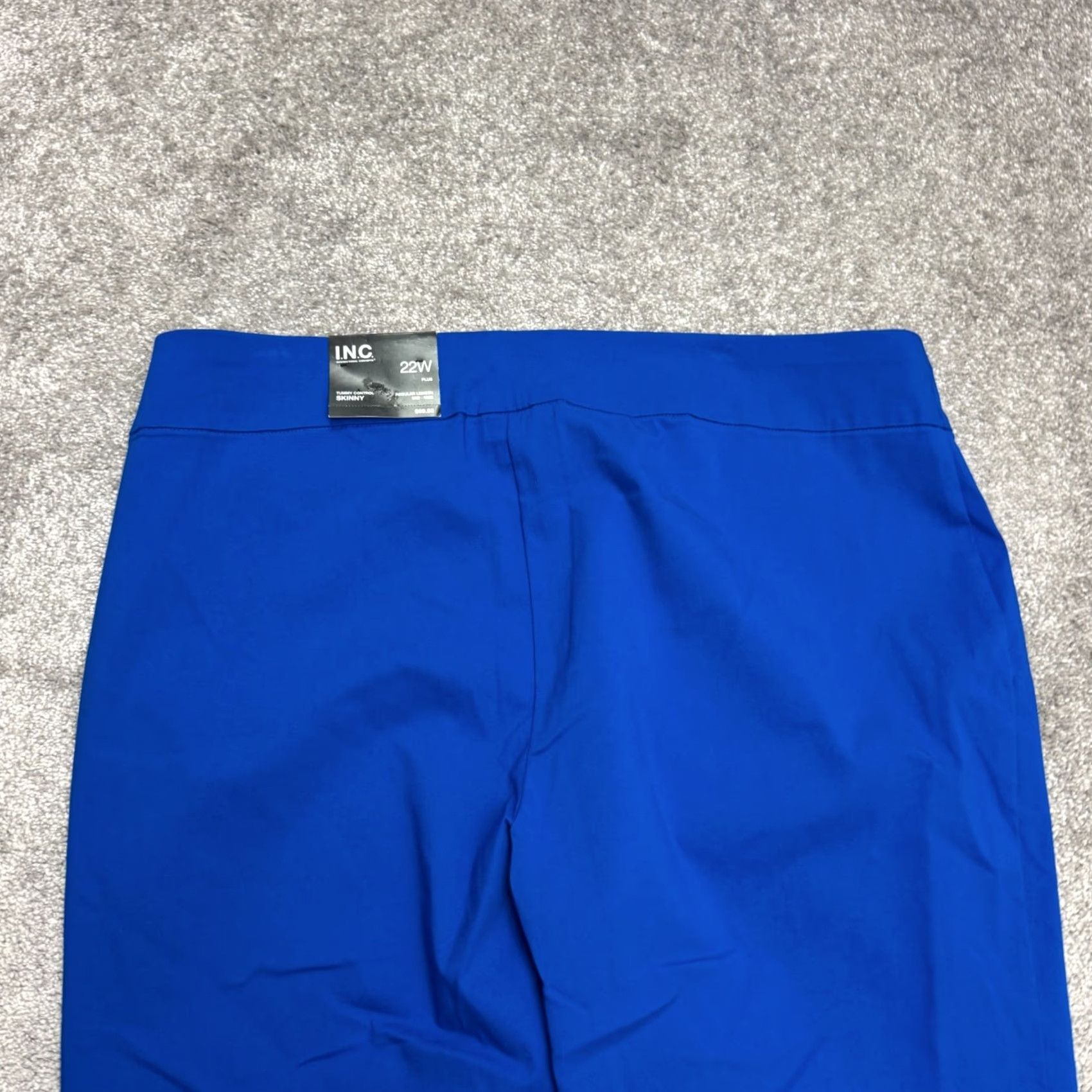 Vintage VINTAGE? No. (But not to include) Size 40" / US 18 - 4 Thumbnail