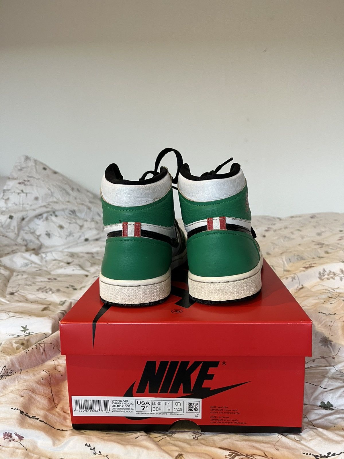 Nike Jordan 1 high lucky green🍀 Size US 7.5 / IT 37.5 - 3 Thumbnail