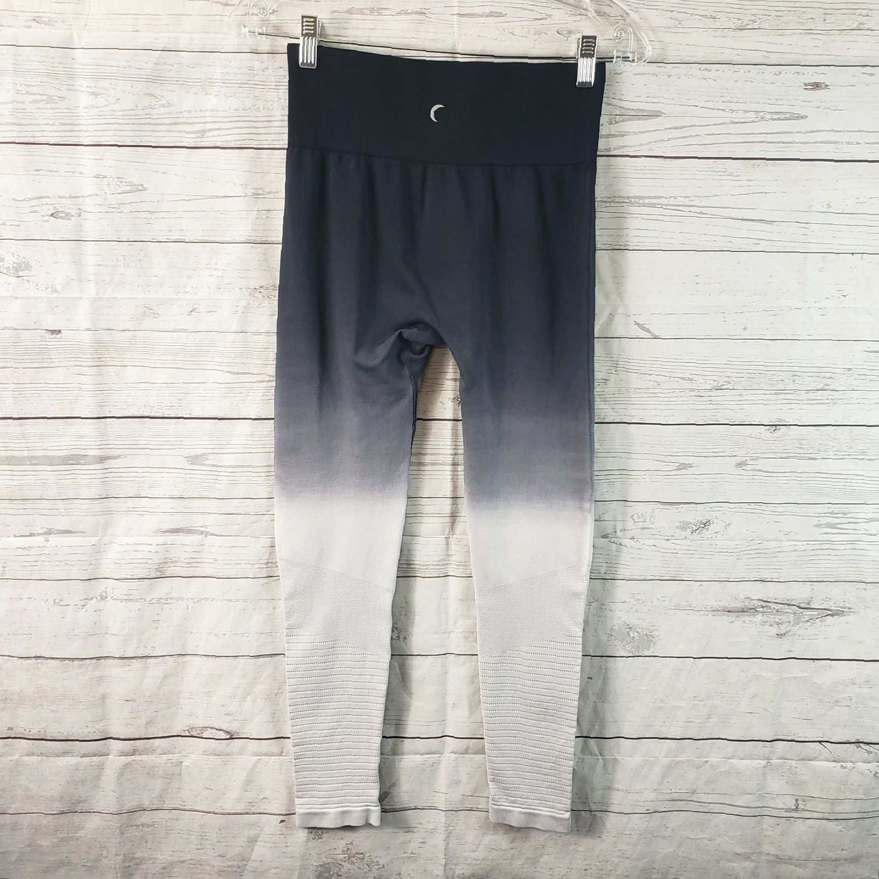 Vintage Zyia Womens Performance Hi-Rise Leggings Sz S Black Ombre Nylon Blend Compression Activewear Size 28" / US 6 / IT 42 - 3 Thumbnail
