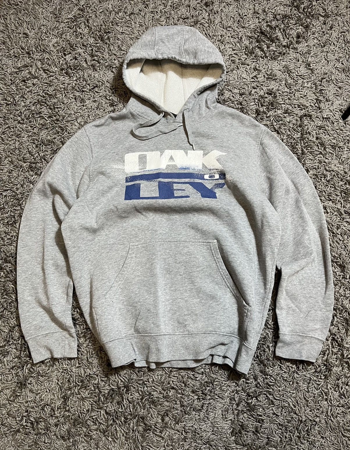 Oakley OAKLEY VINTAGE Y2K BASIC SKATEBOARD GREY HOODIE Size US L / EU 52-54 / 3 - 1 Thumbnail