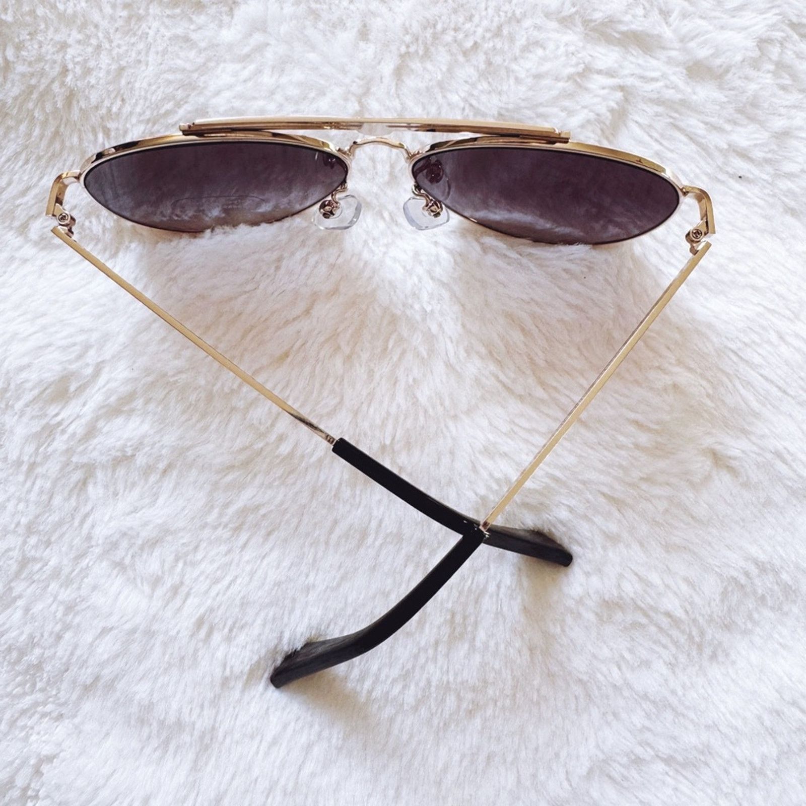 Other Doug Black W/ Gold Rim Aviator Sunglasses Size ONE SIZE - 9 Thumbnail