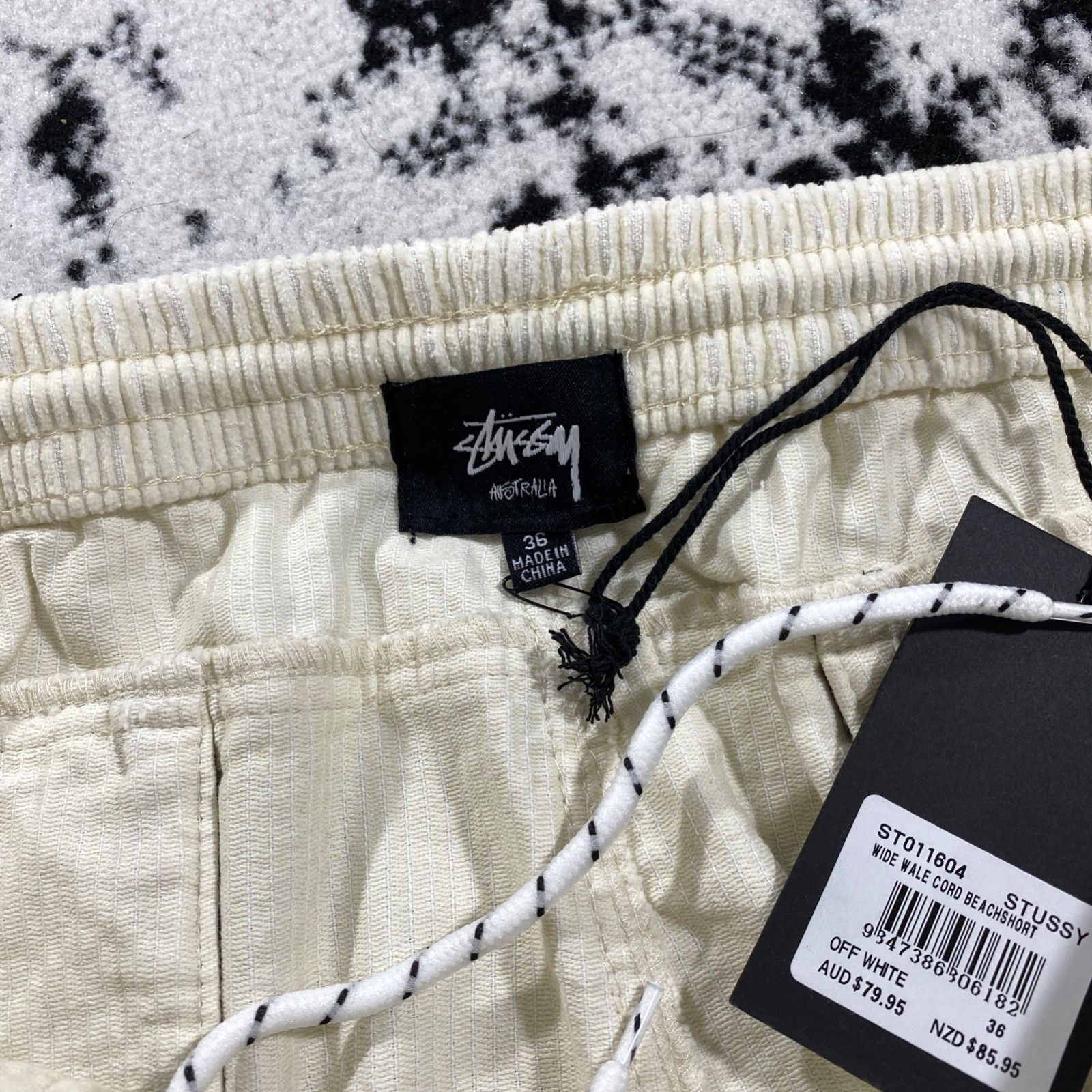 Stussy STUSSY AUSTRALIA CORDUROY SHORTS OFF WHITE - 36 Size 25" / US 0 / IT 36 - 4 Thumbnail
