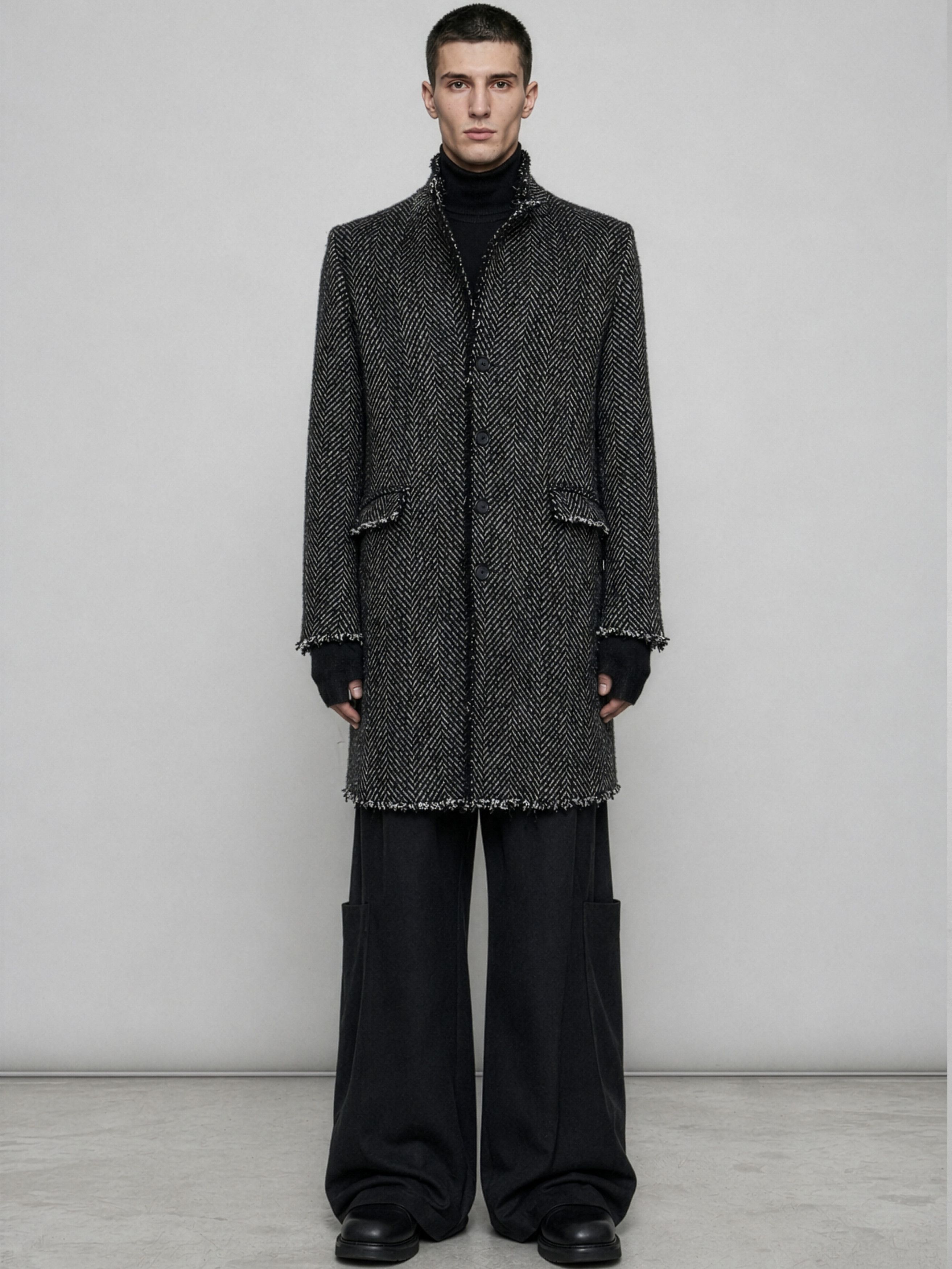 Avant Toi Distressed Herringbone Virgin Wool Coat Size US L / EU 52-54 / 3 - 1 Thumbnail