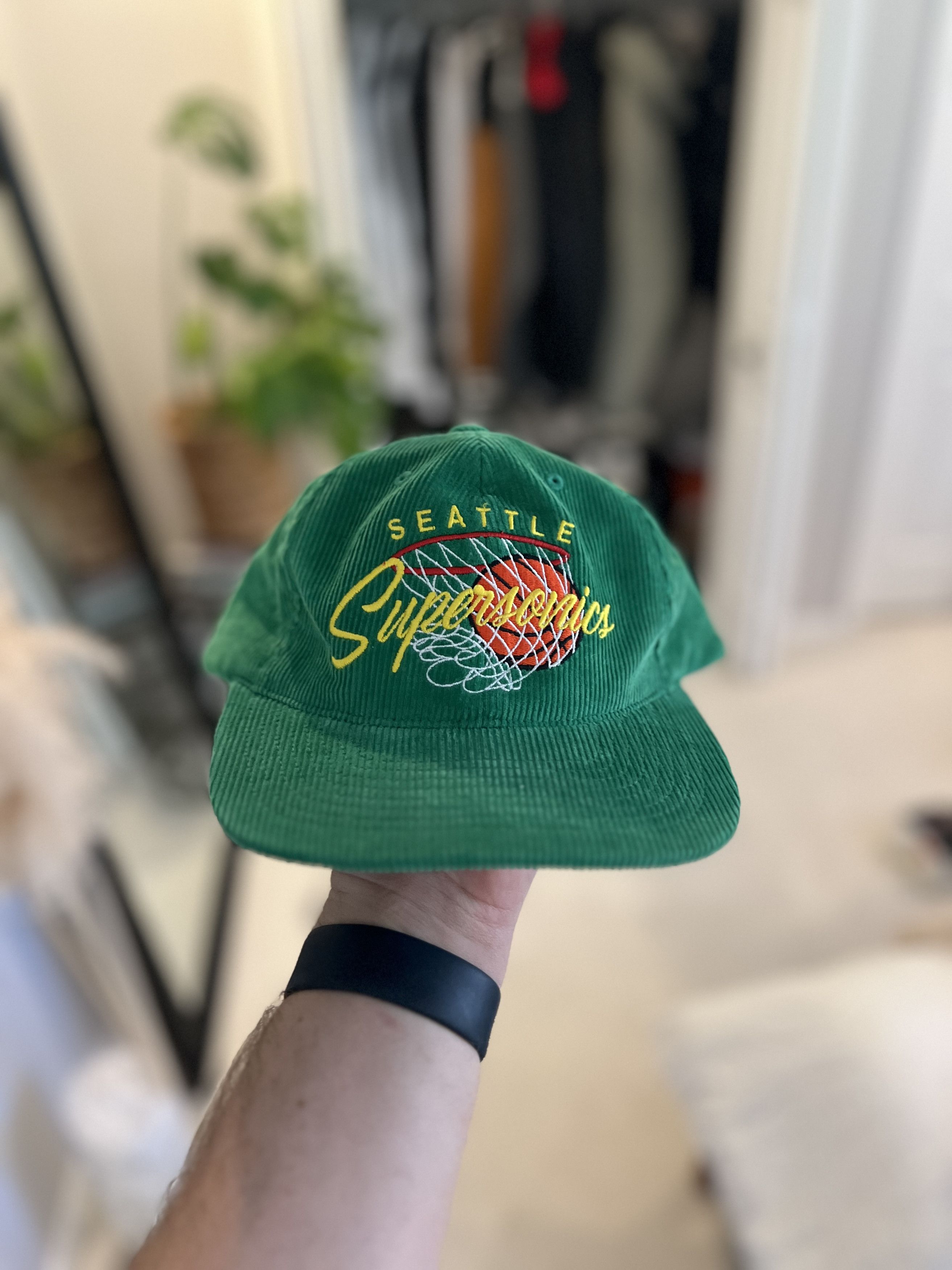 Vintage Seattle Supersonics SnapBack outlet Hat Sports Specialties 90s NBA W Tags