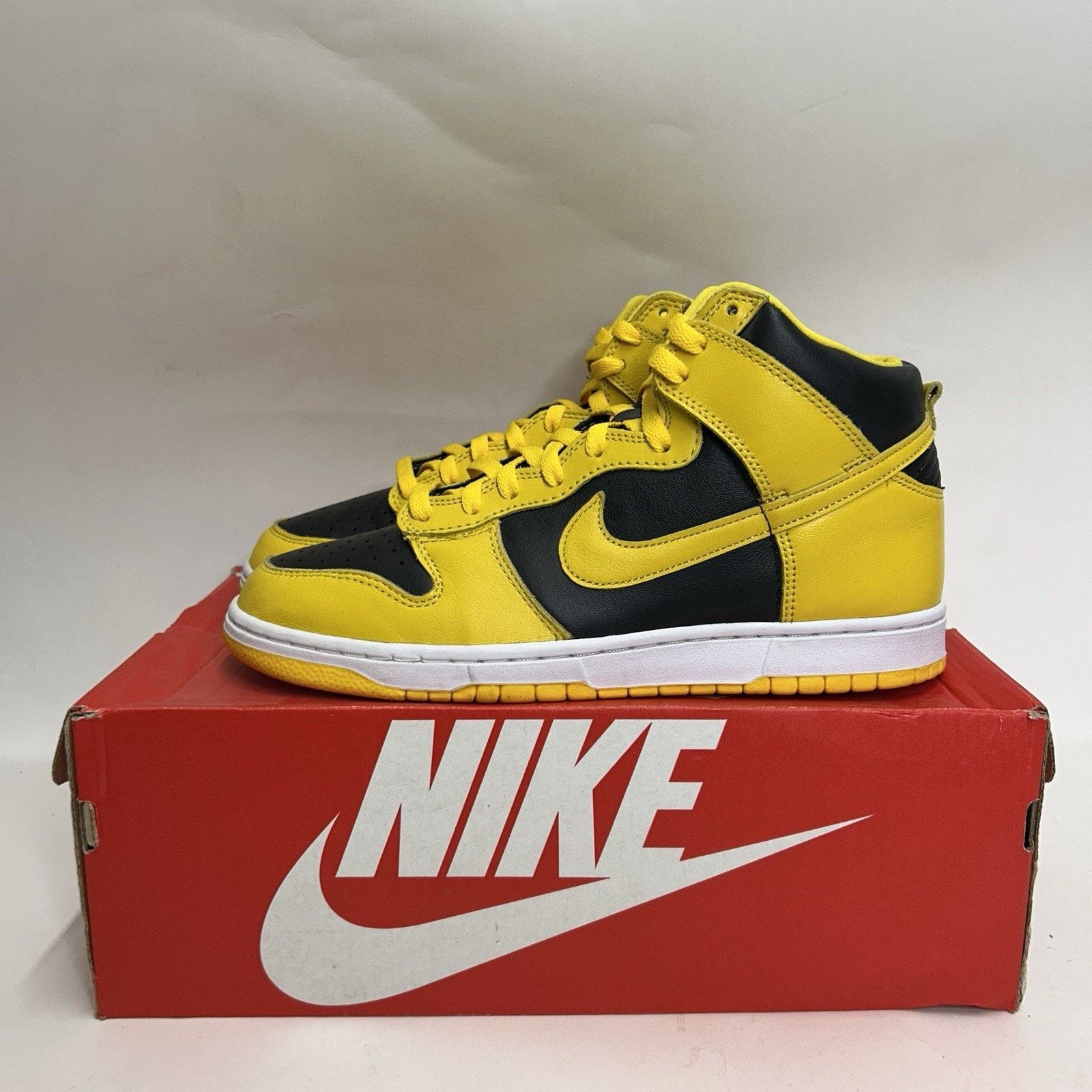 Nike Nike Dunk High SP “Iowa/Varsity Maize Black” CZ8149-002 Size US 10 / EU 43 - 6 Thumbnail