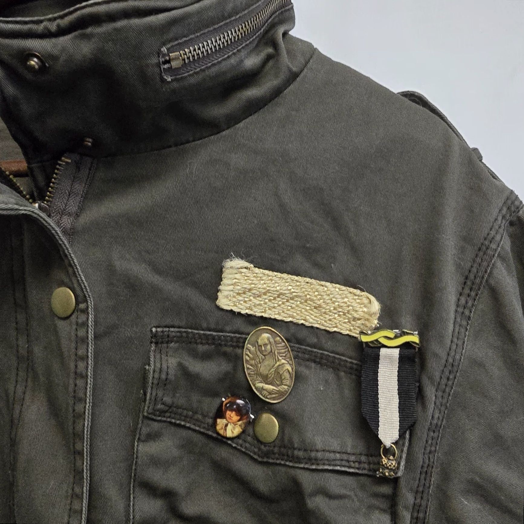 Vintage VINTAGE Army Green Military Jacket - Surplus Field Coat with Patches, Hooded, Full Zip, Canvas, Long Sleeve, Womens L Size L / US 10 / IT 46 - 4 Thumbnail