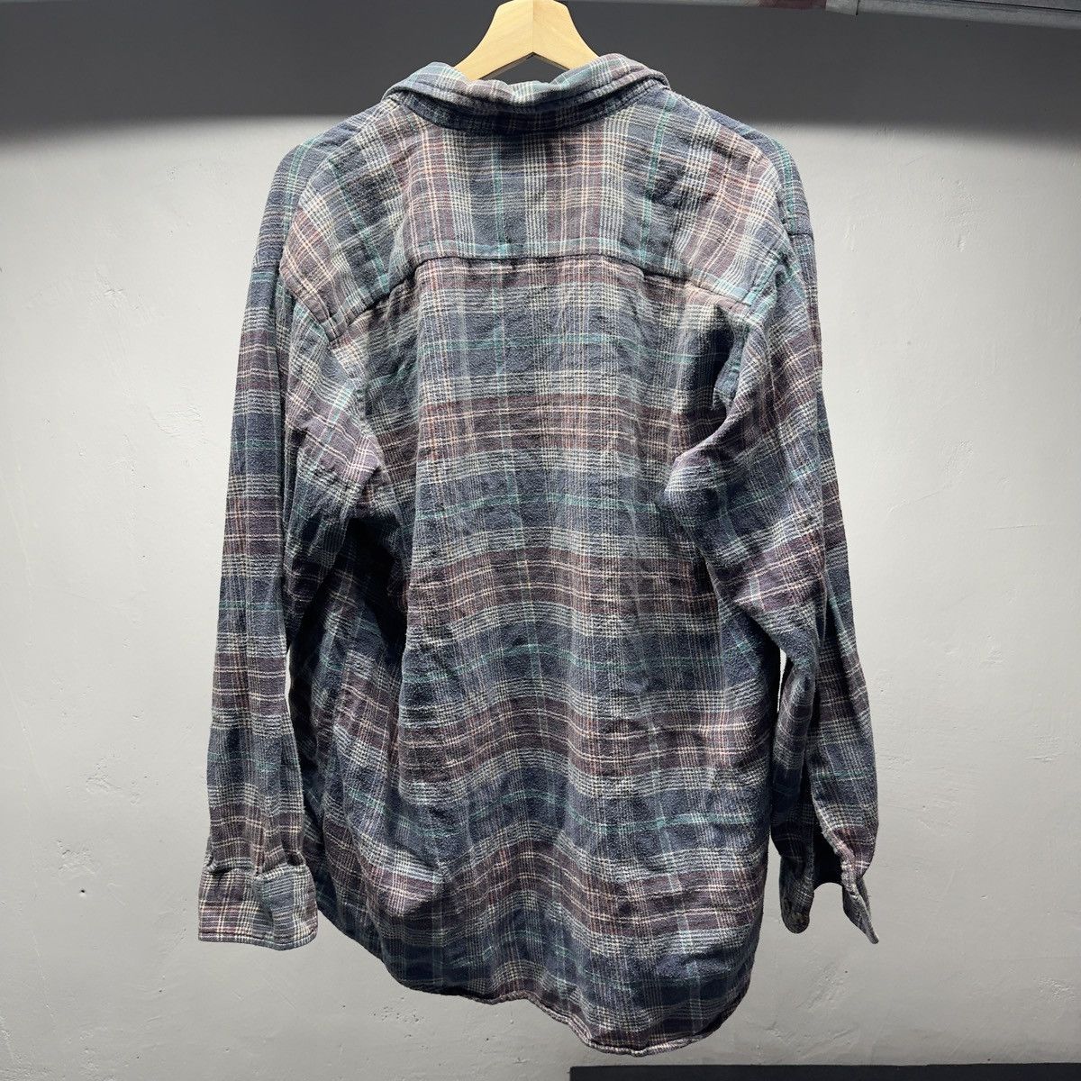 Vintage Thrashed Faded Distressed Plaid Flannel Shirt ERD Grunge Size US XL / EU 56 / 4 - 2 Thumbnail