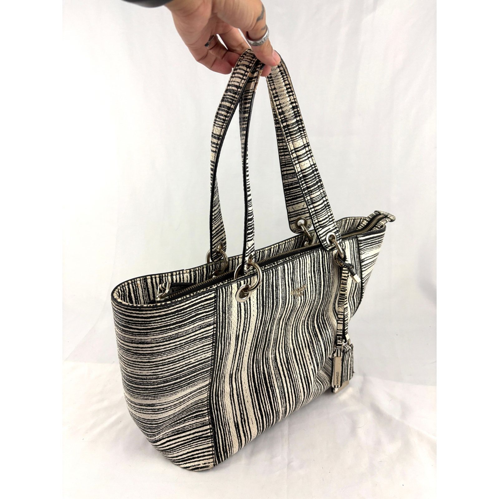 Guess Guess Kamryn Stripe Python Tote Black White Shoulder Handbag Size ONE SIZE - 4 Thumbnail