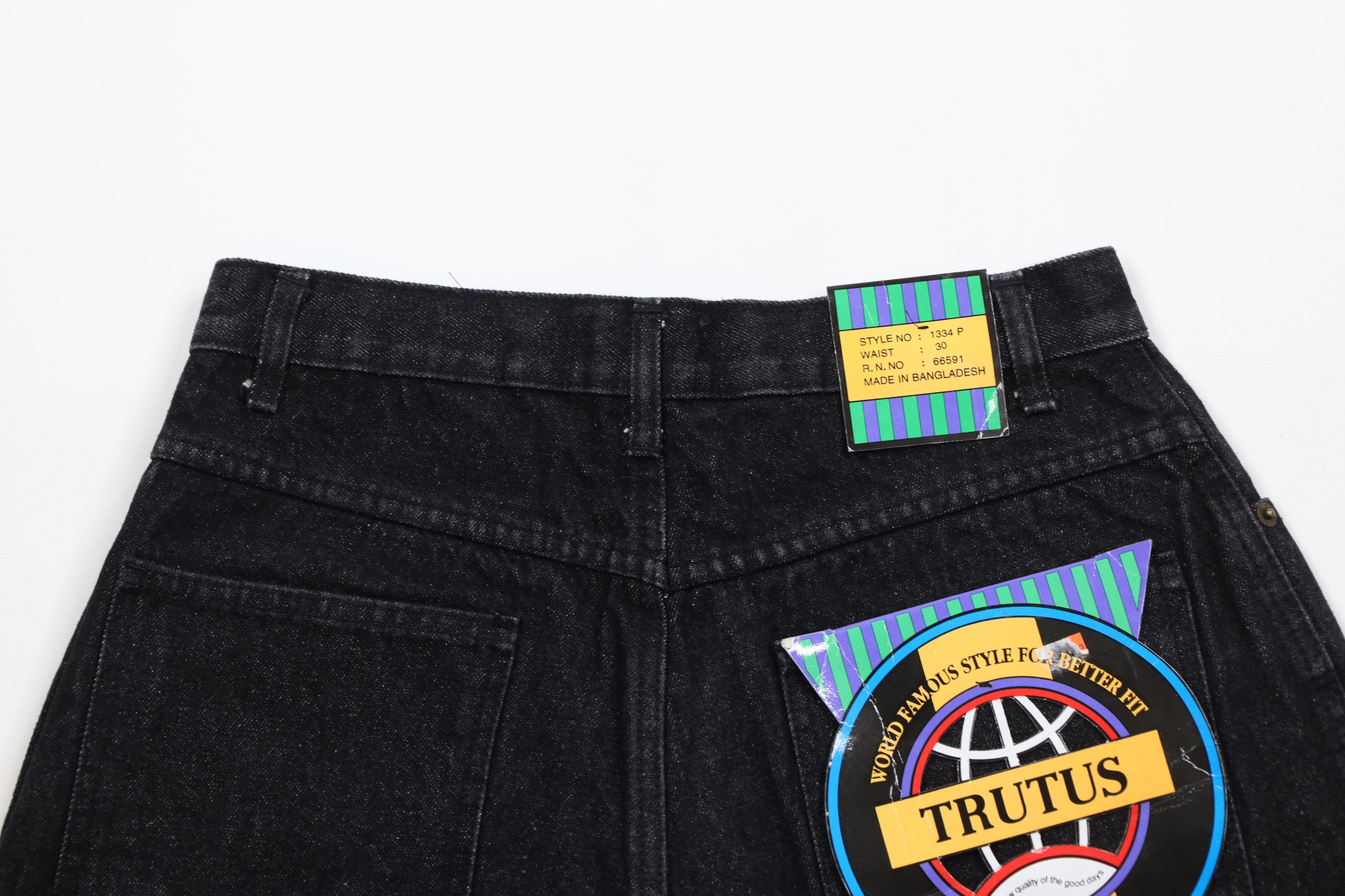 Vintage Deadstock Vintage 90s Streetwear Skateboard Denim Shorts Size US 30 / EU 46 - 9 Thumbnail