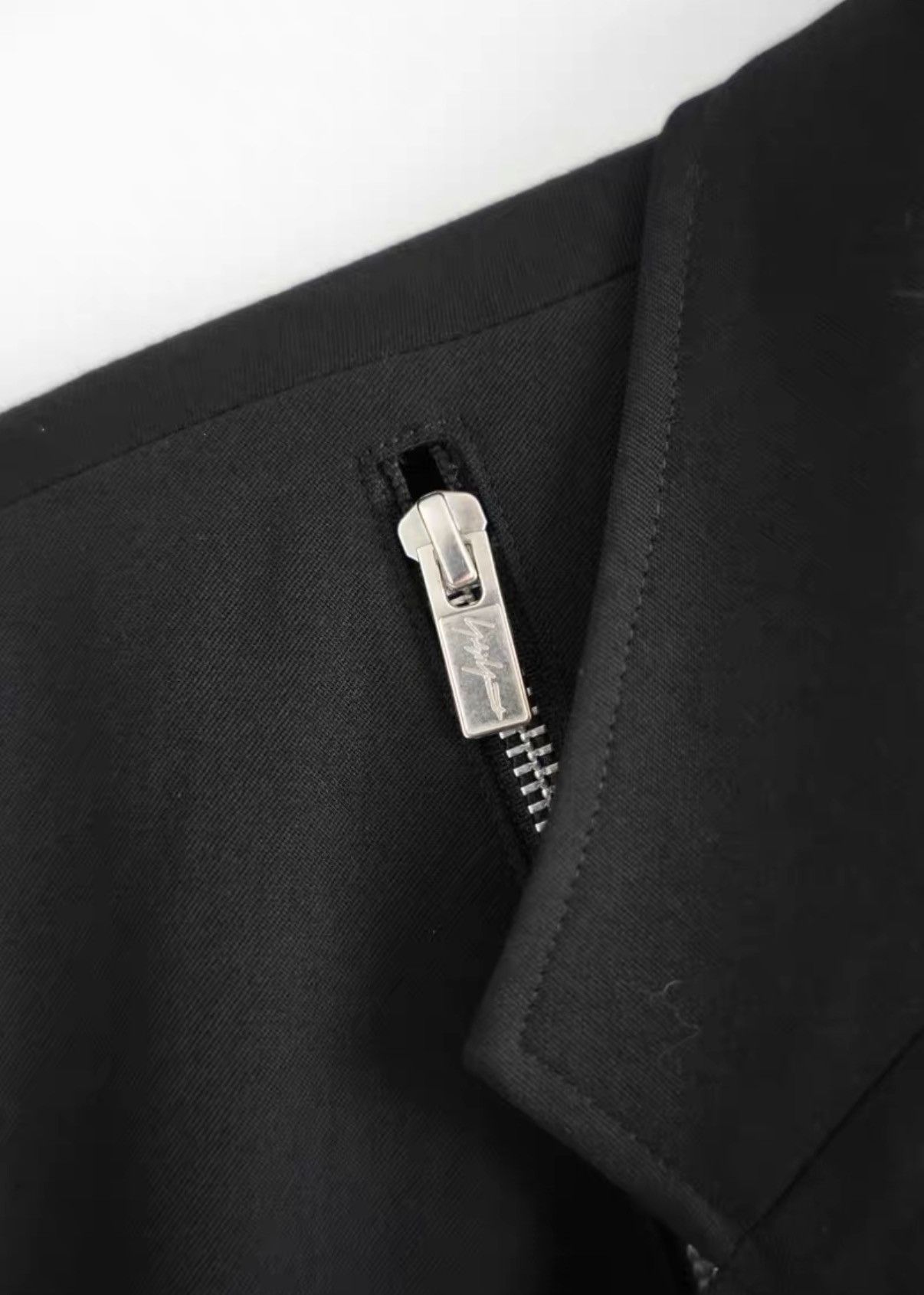 Yohji Yamamoto Yohji Yamamoto 22ss Oblique Zip Wool Blazer K4 Size US L / EU 52-54 / 3 - 5 Thumbnail