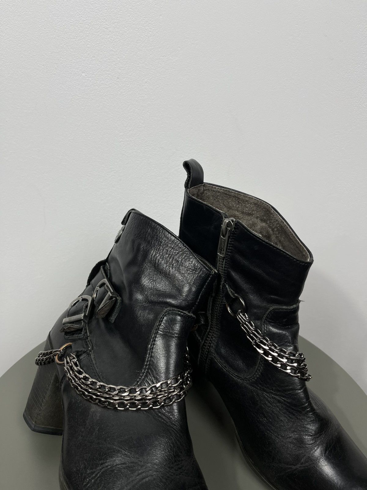 Other Rock Rebel Black Chain Zip Ankle Boots Womens EU 39 Size US 8 / IT 38 - 2 Thumbnail
