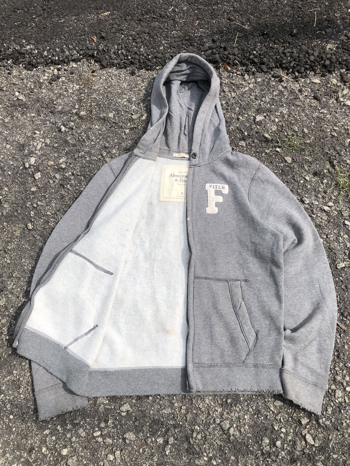 Vintage Vintage Abercrombie & Fitch F Logo Hoodies Size US M / EU 48-50 / 2 - 4 Thumbnail