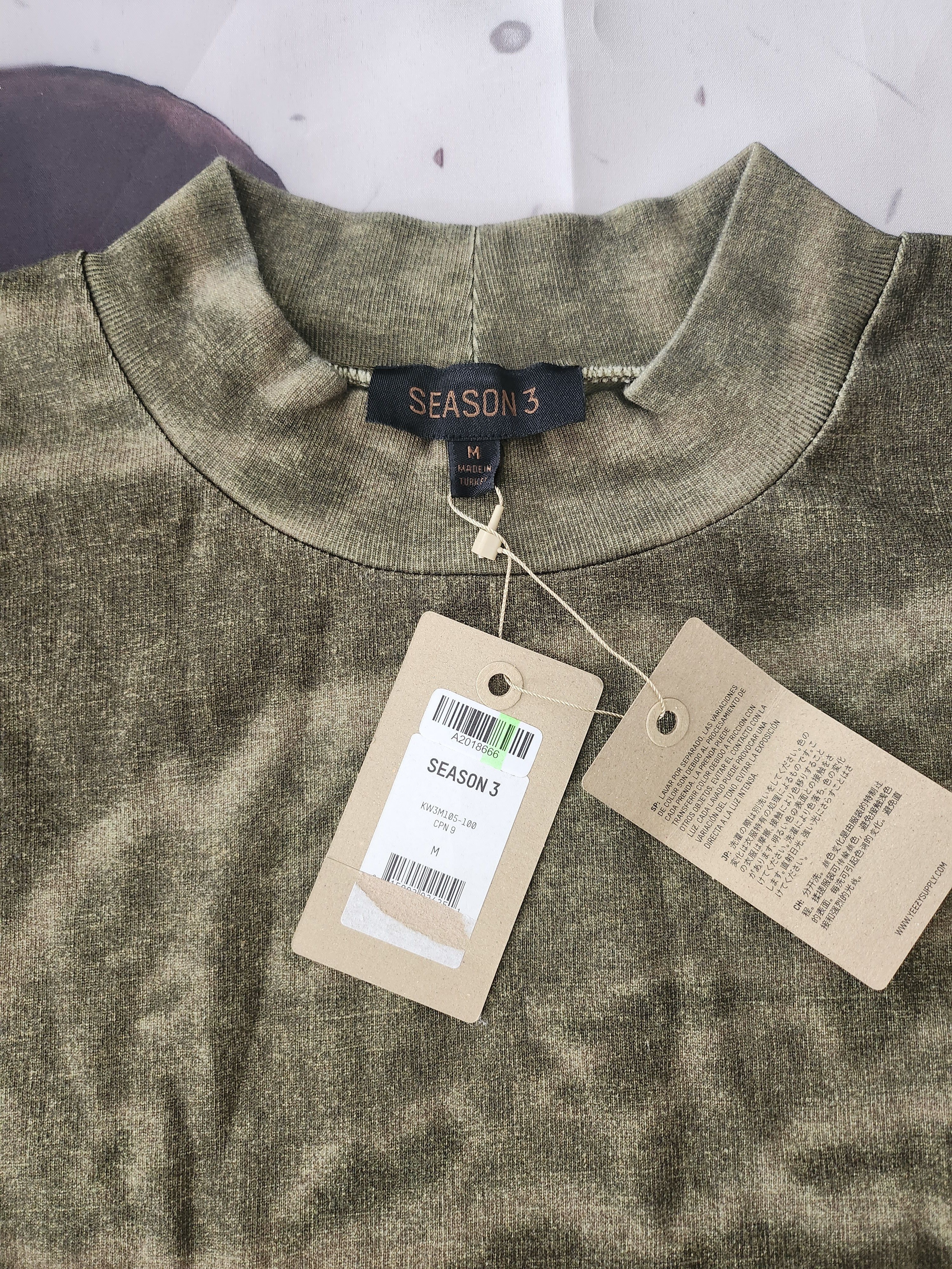 Kanye West × Yeezy Yzy Szn 3 Oversized Camo Mockneck Sweatshirt w/ Back Pocket Size US M / EU 48-50 / 2 - 4 Thumbnail