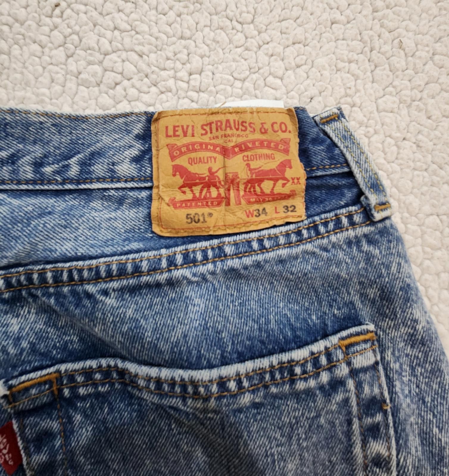 Levi's Levi's Mens 501 Button Fly Straight Leg Jeans Size US 34 / EU 50 - 12 Thumbnail