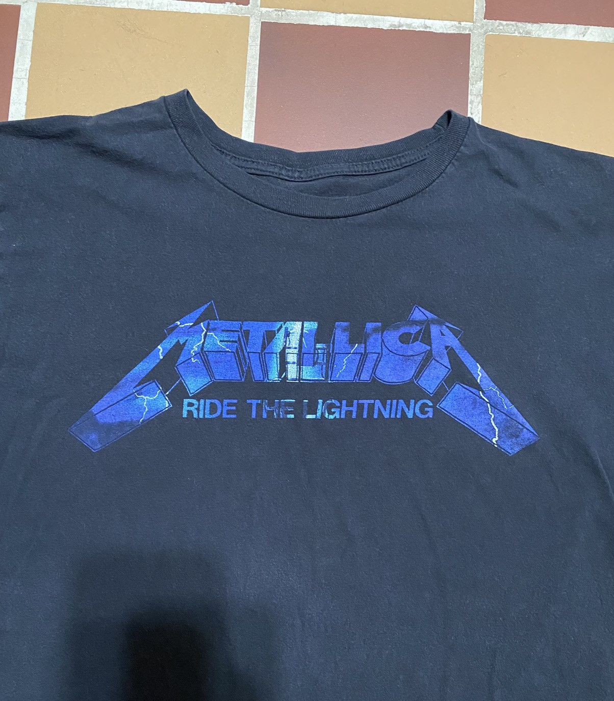 Band Tees Vintage Metallica Rige The Lightning Band Tee Shirt faded Size US L / EU 52-54 / 3 - 2 Thumbnail