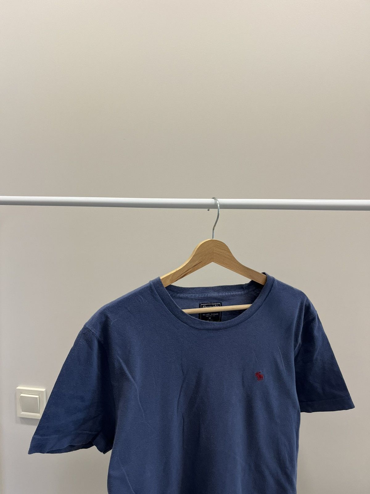 If Six Was Nine Abercrombie & Fitch Vintage Y2K Blue Tshirt Size M Size US M / EU 48-50 / 2 - 2 Thumbnail
